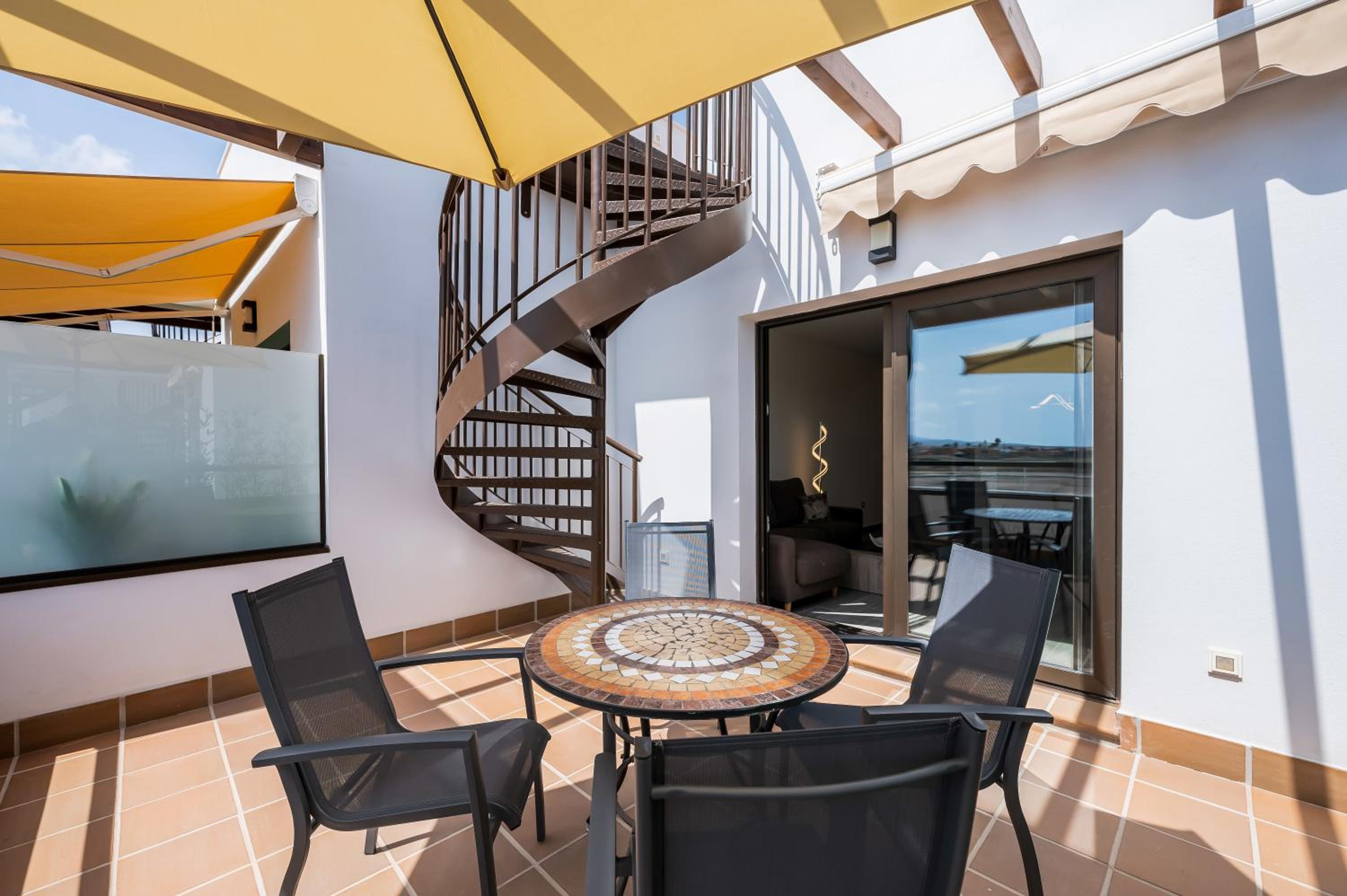 Penthouse Apartment photo 3