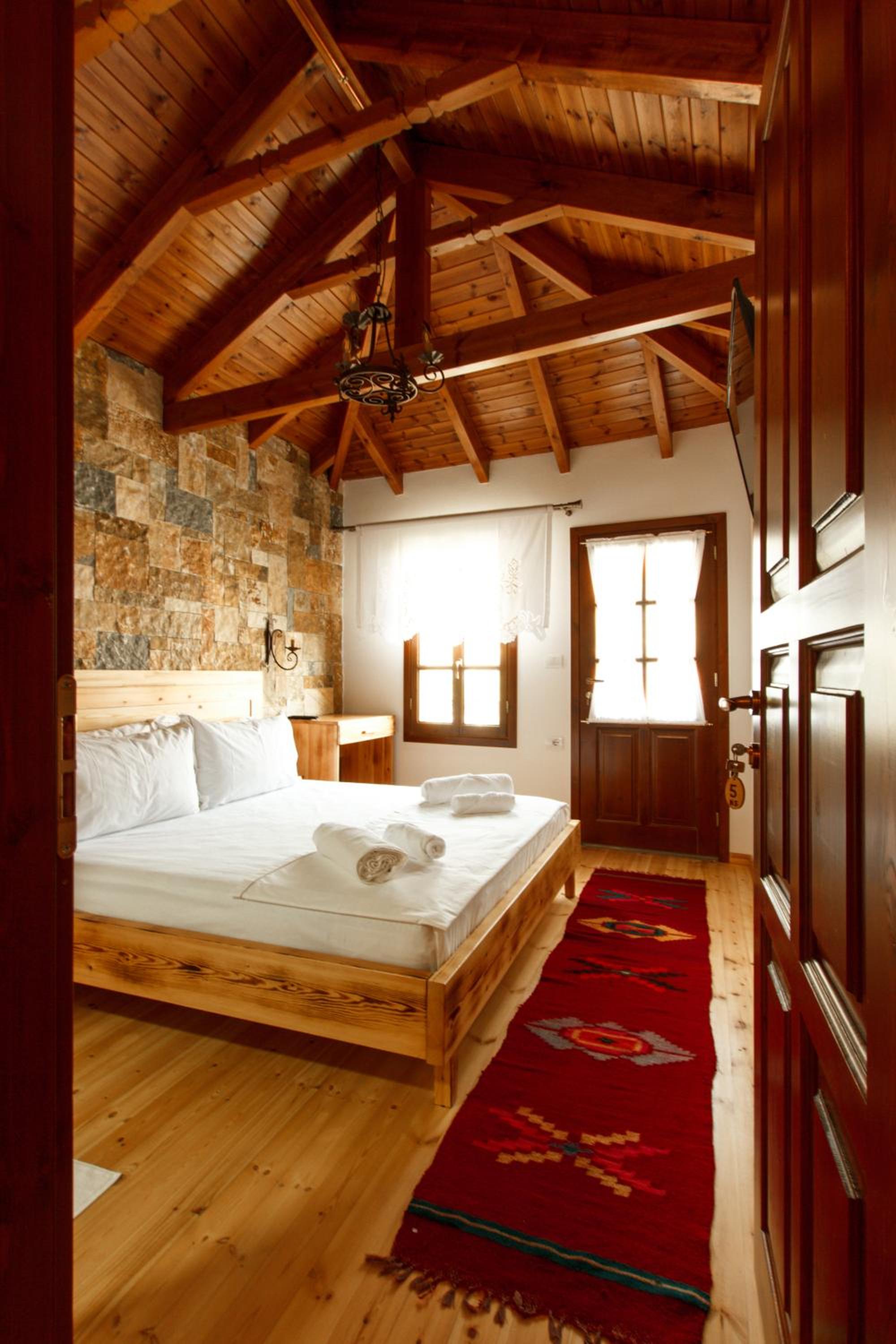 King Room with Balcony photo 1