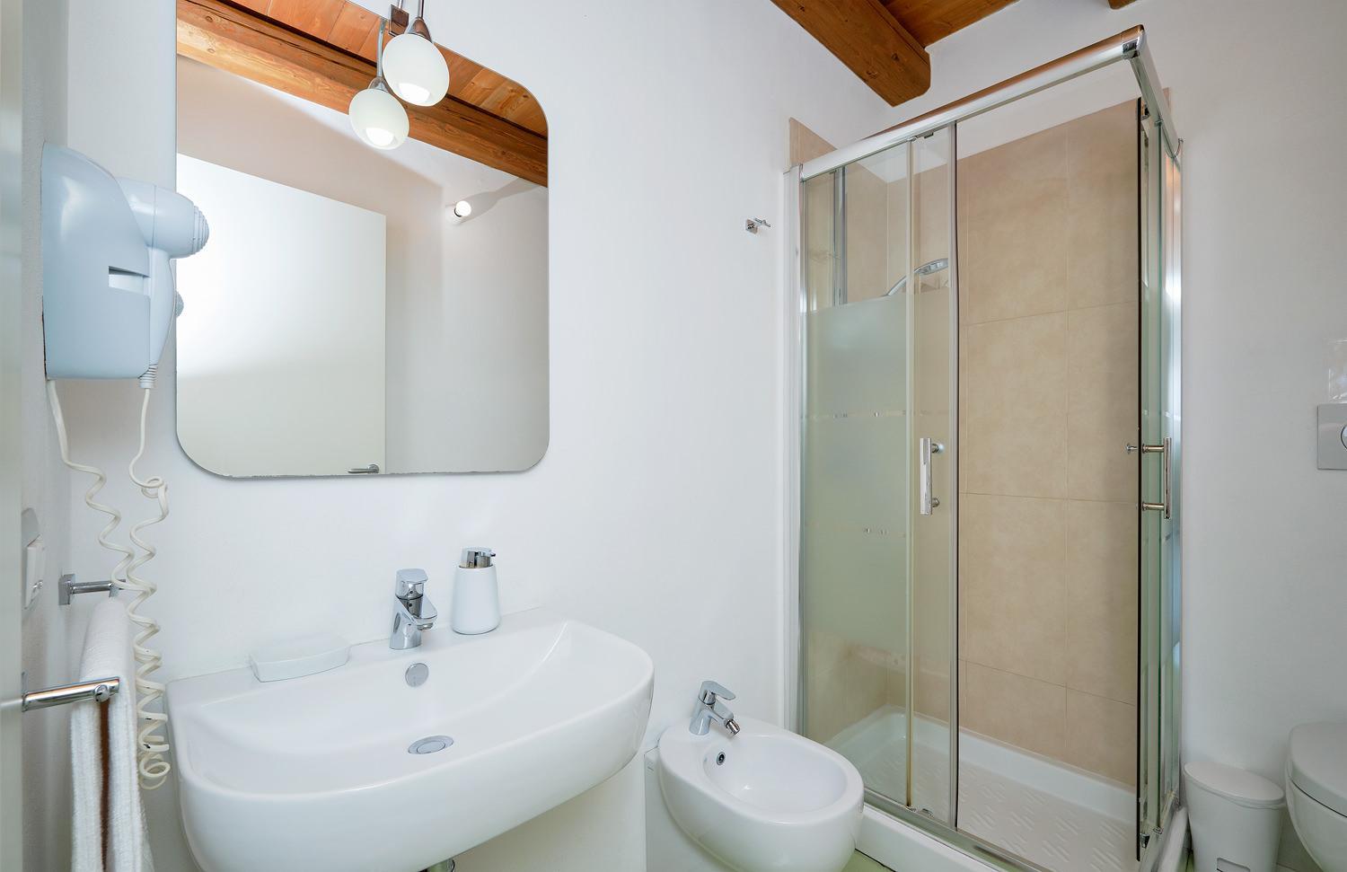 Two-Bedroom Suite photo 2