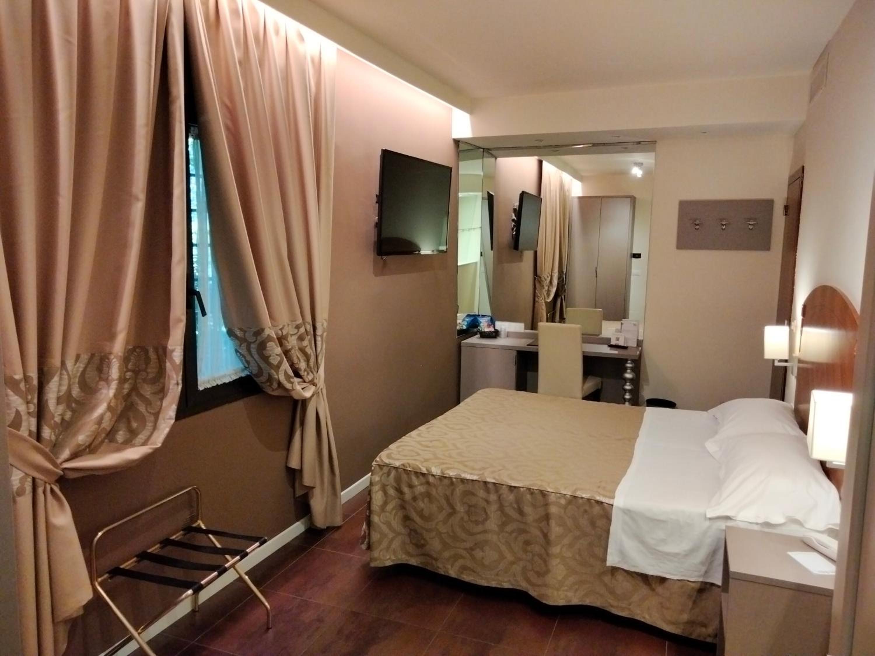 Comfort Double Room - Photo 2