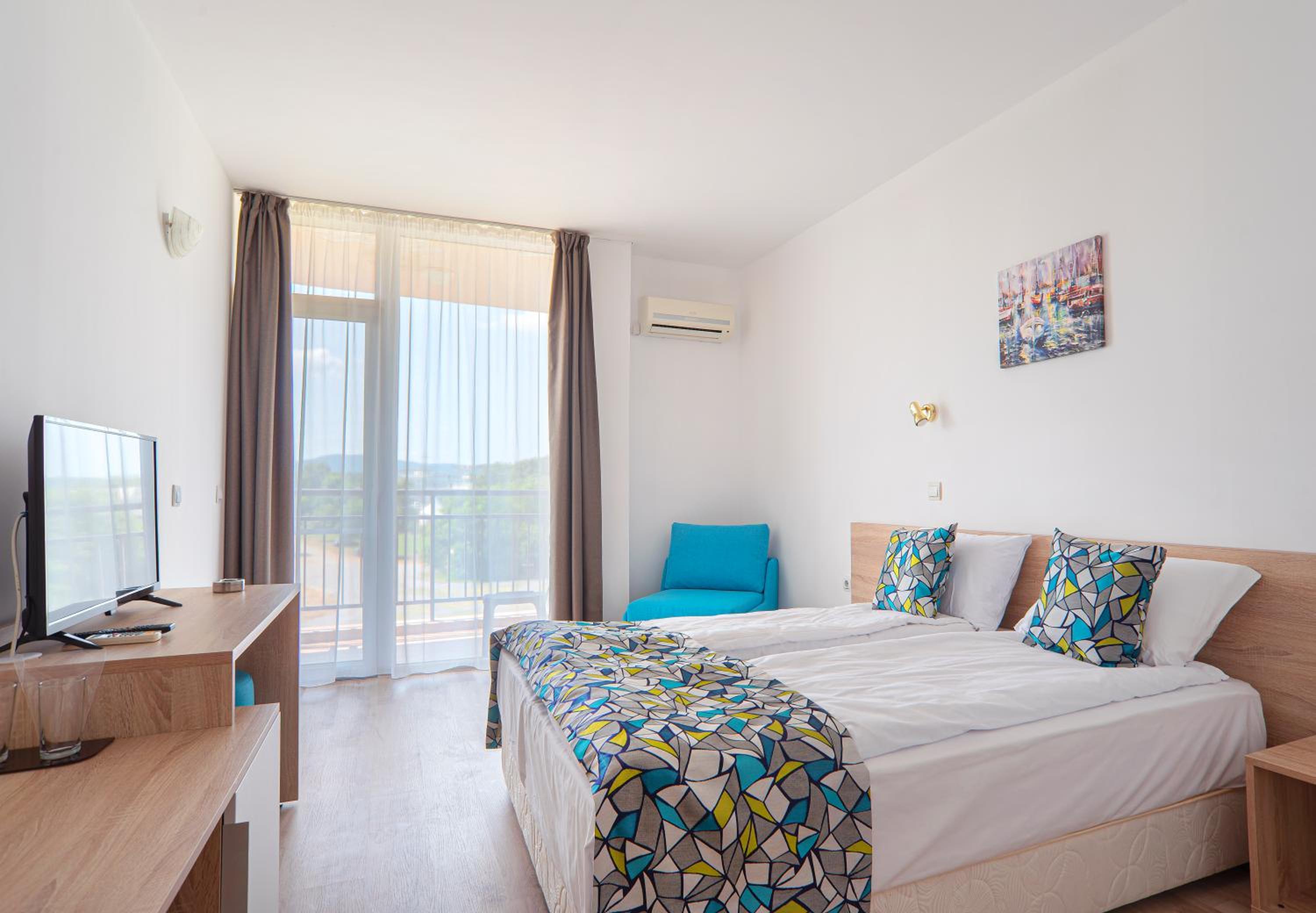 Deluxe Double Room photo 2