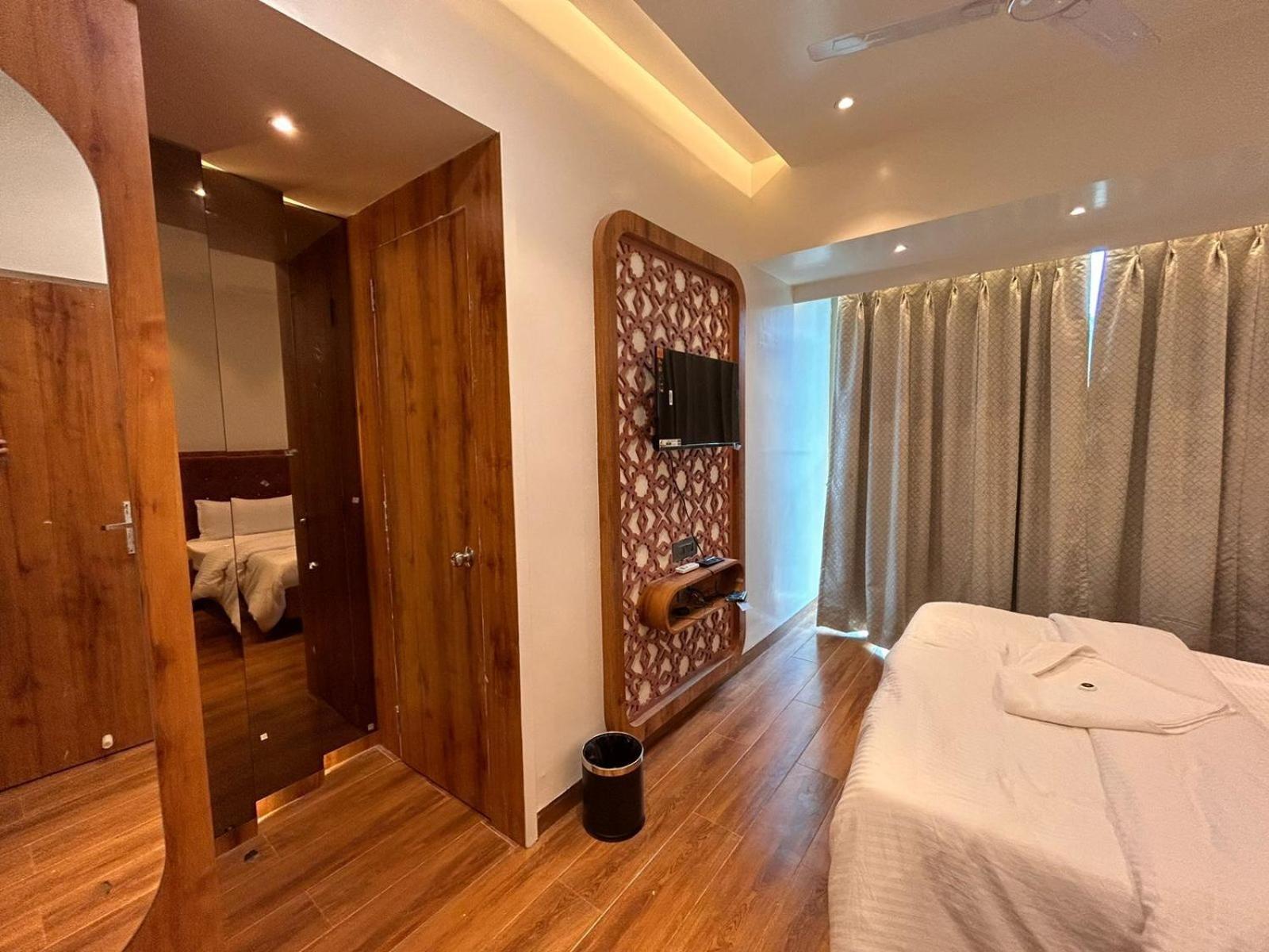 Standard Double Room photo 3