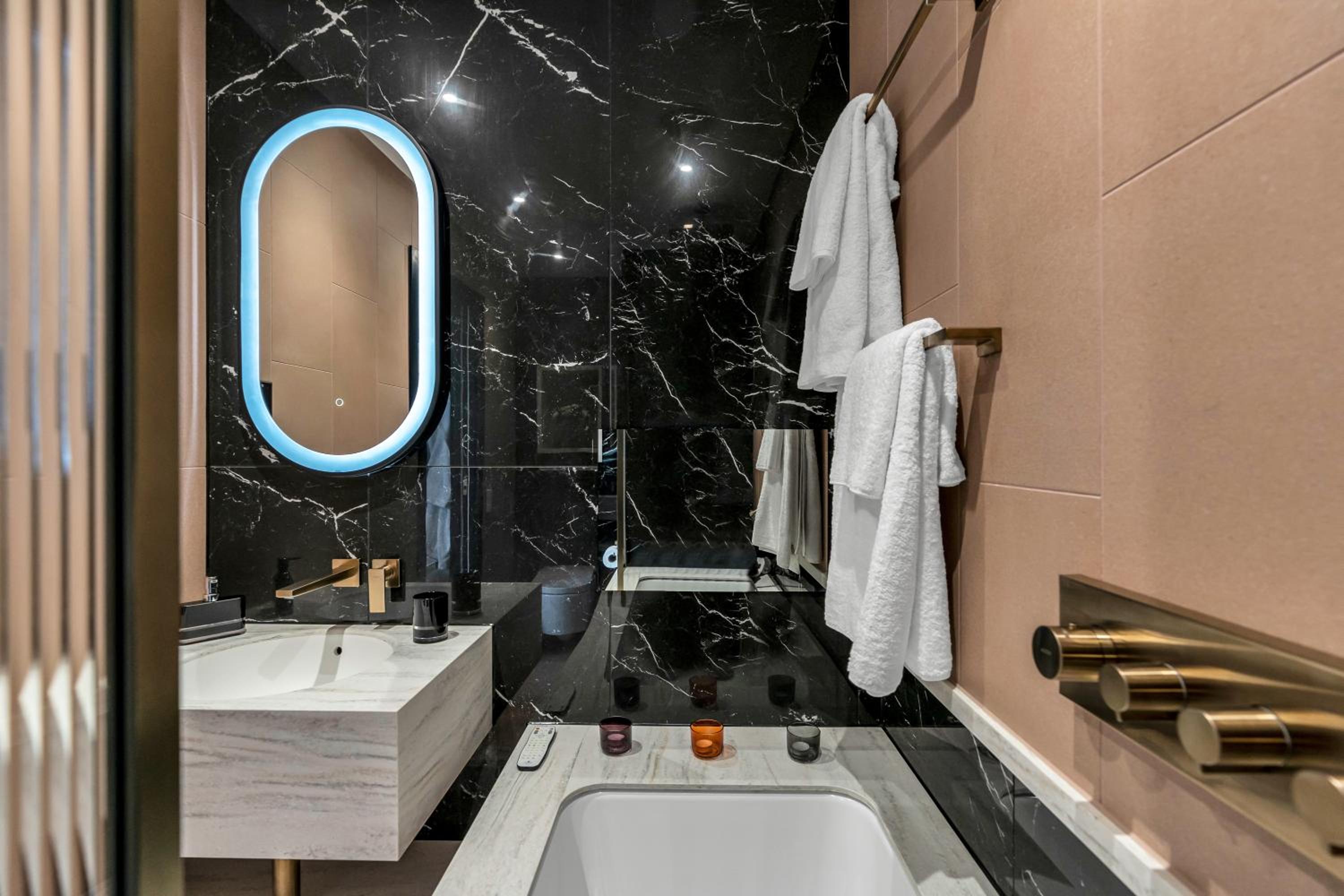 The Bonny Suite
