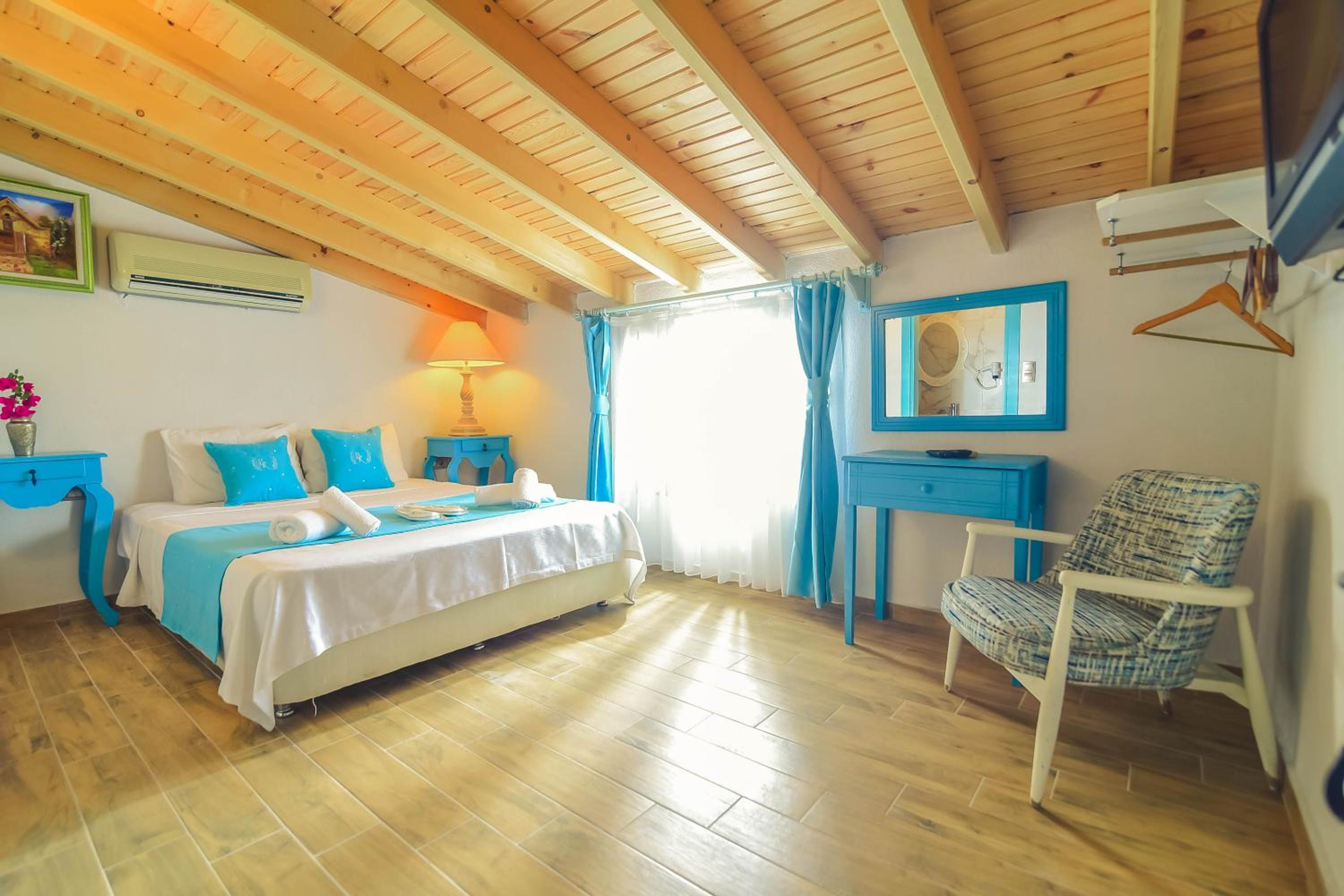 Standard Double Room - Photo 1