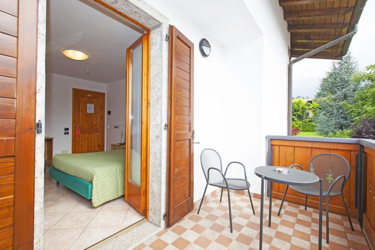 Quadruple Room with Balcony photo 3