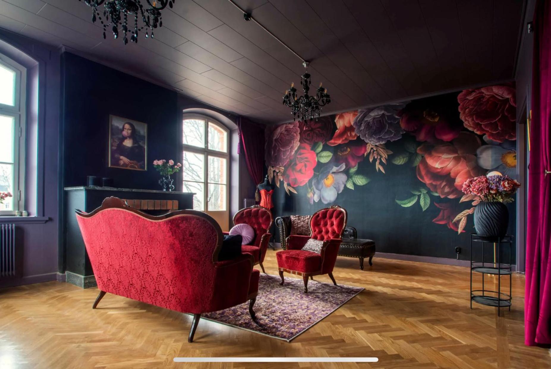 Superior King Suite