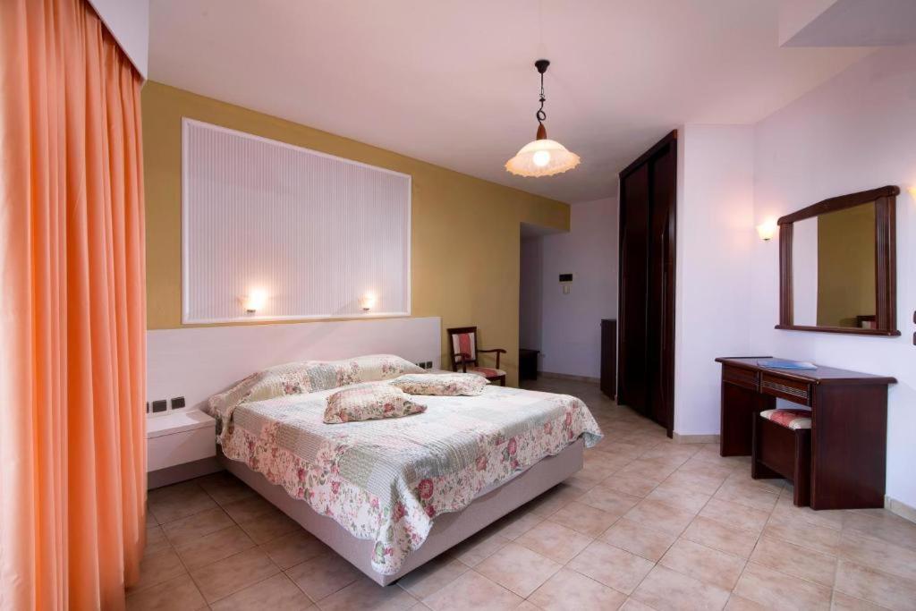 Standard Quadruple Room photo 3