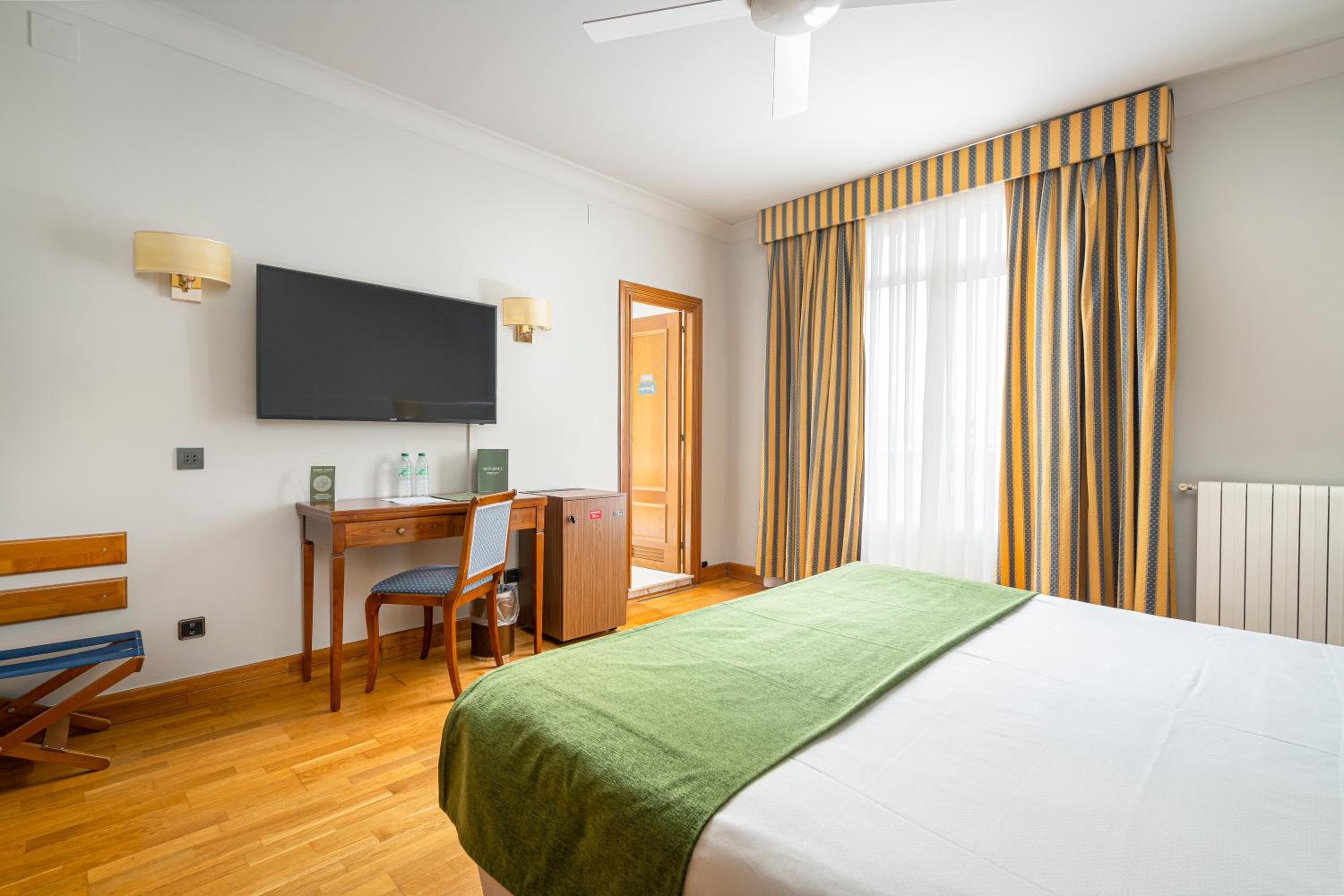 Premium Triple Room photo 2