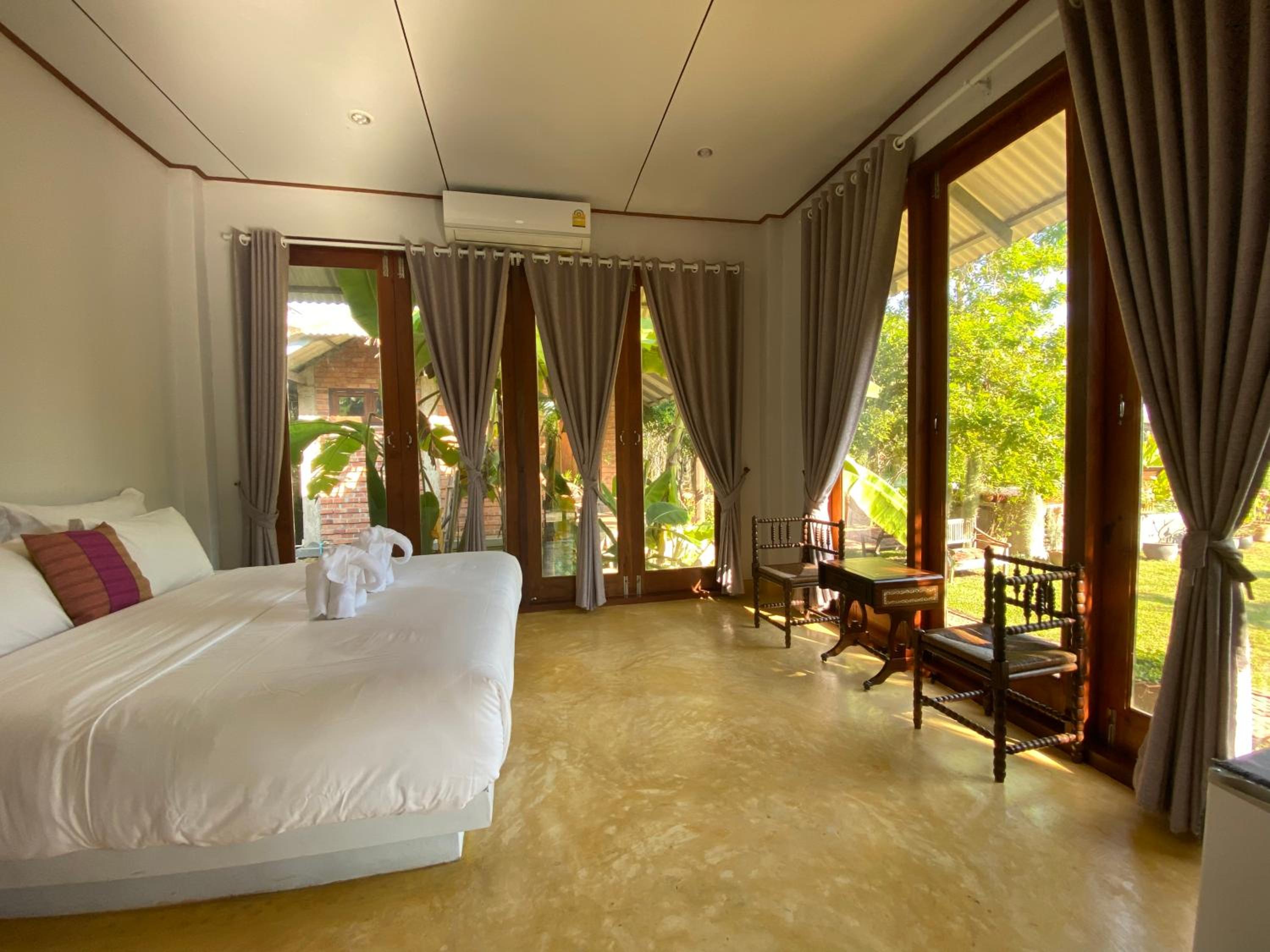Pool Villa - Photo 25