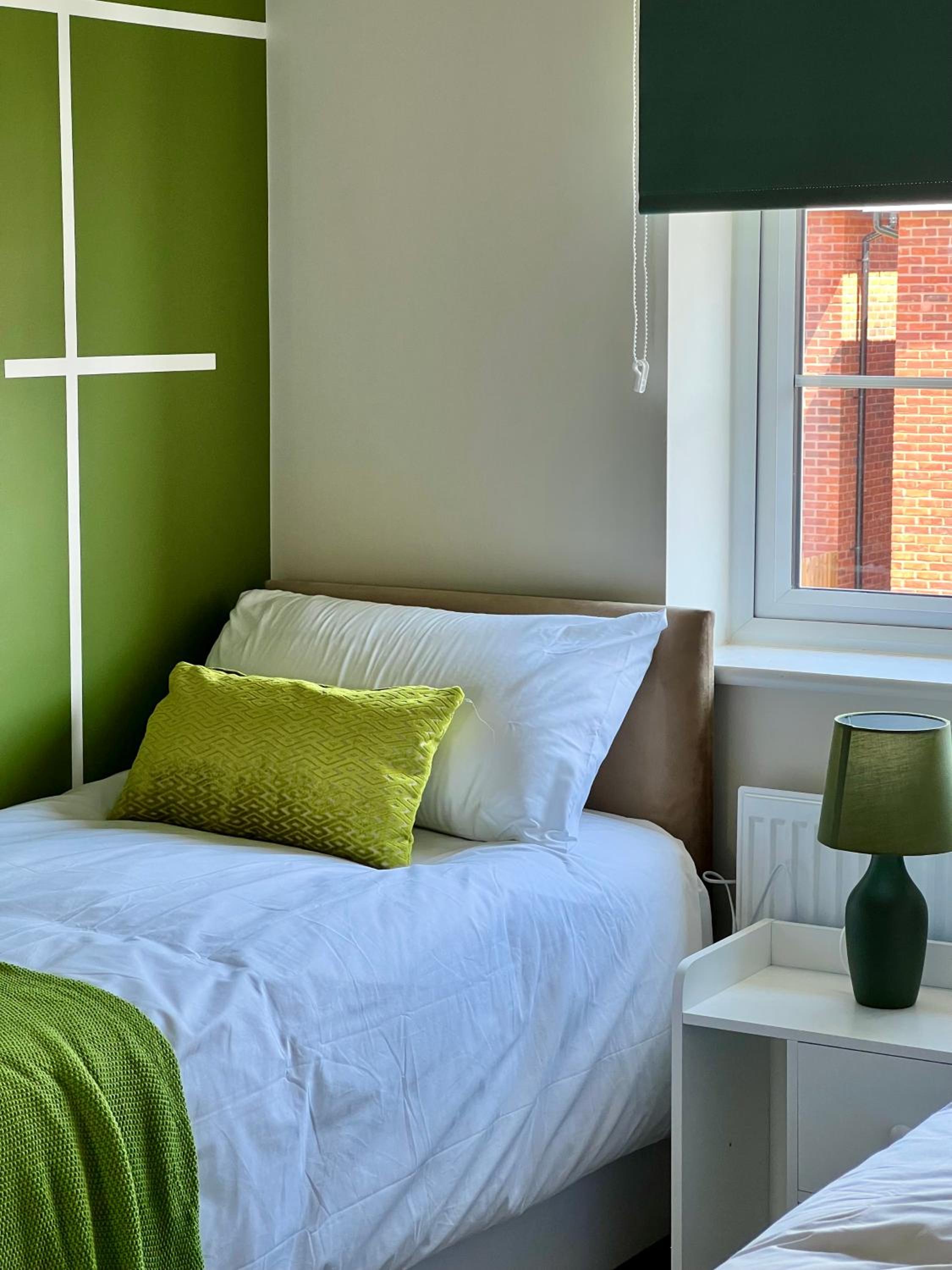 Three-Bedroom Apartment photo 1