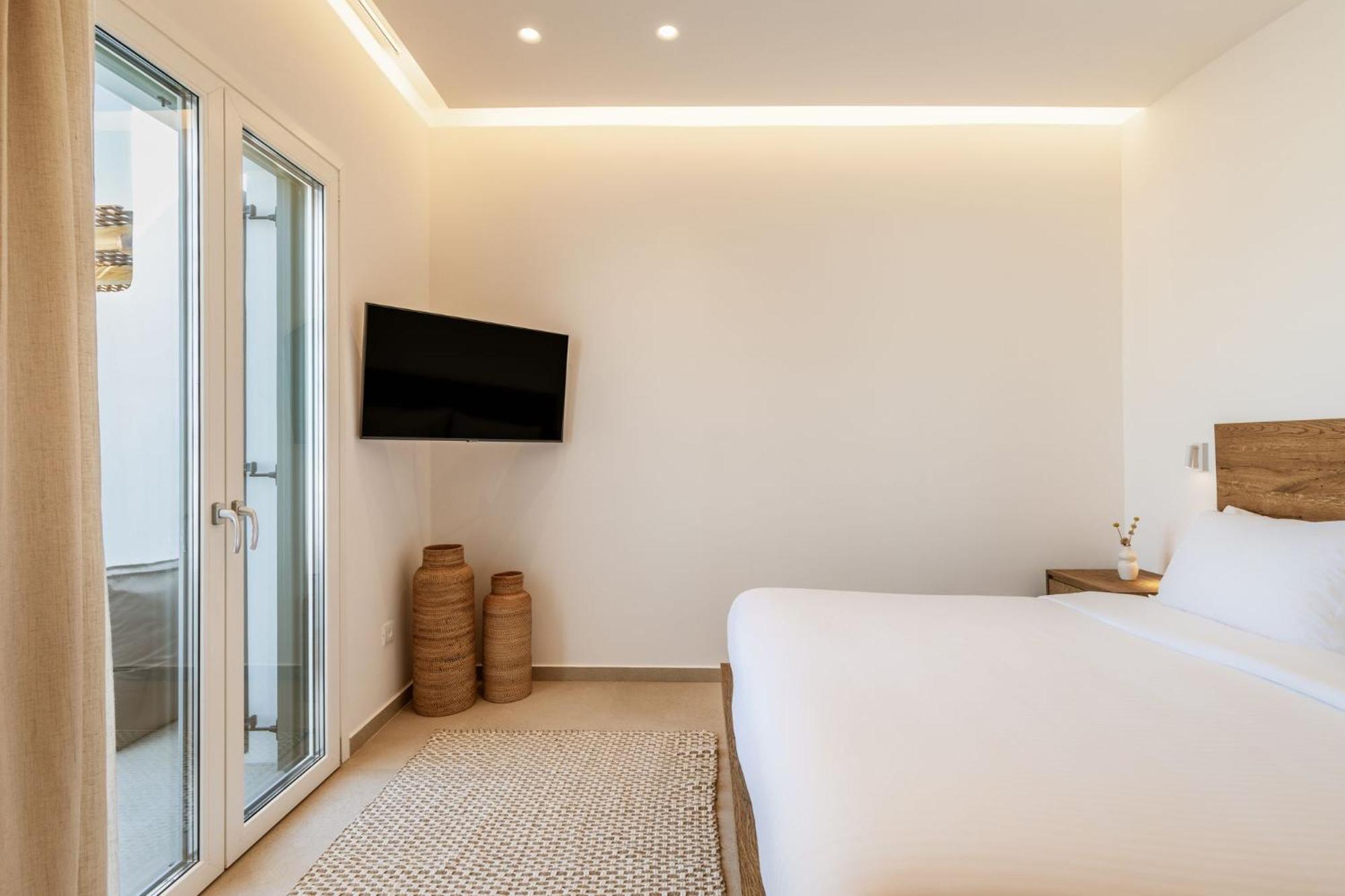 Suite with Private Pool