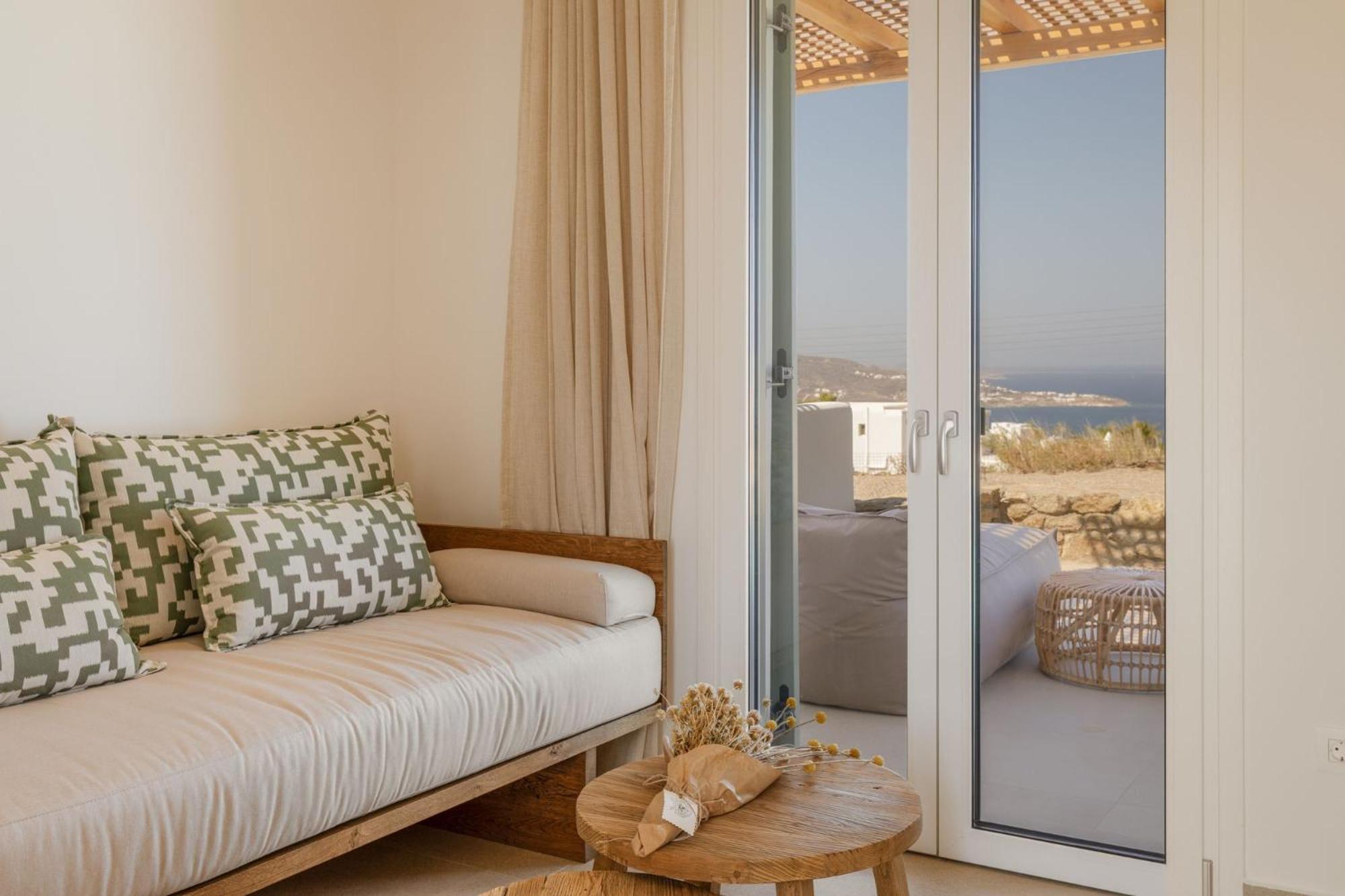 Suite with Private Pool photo 3