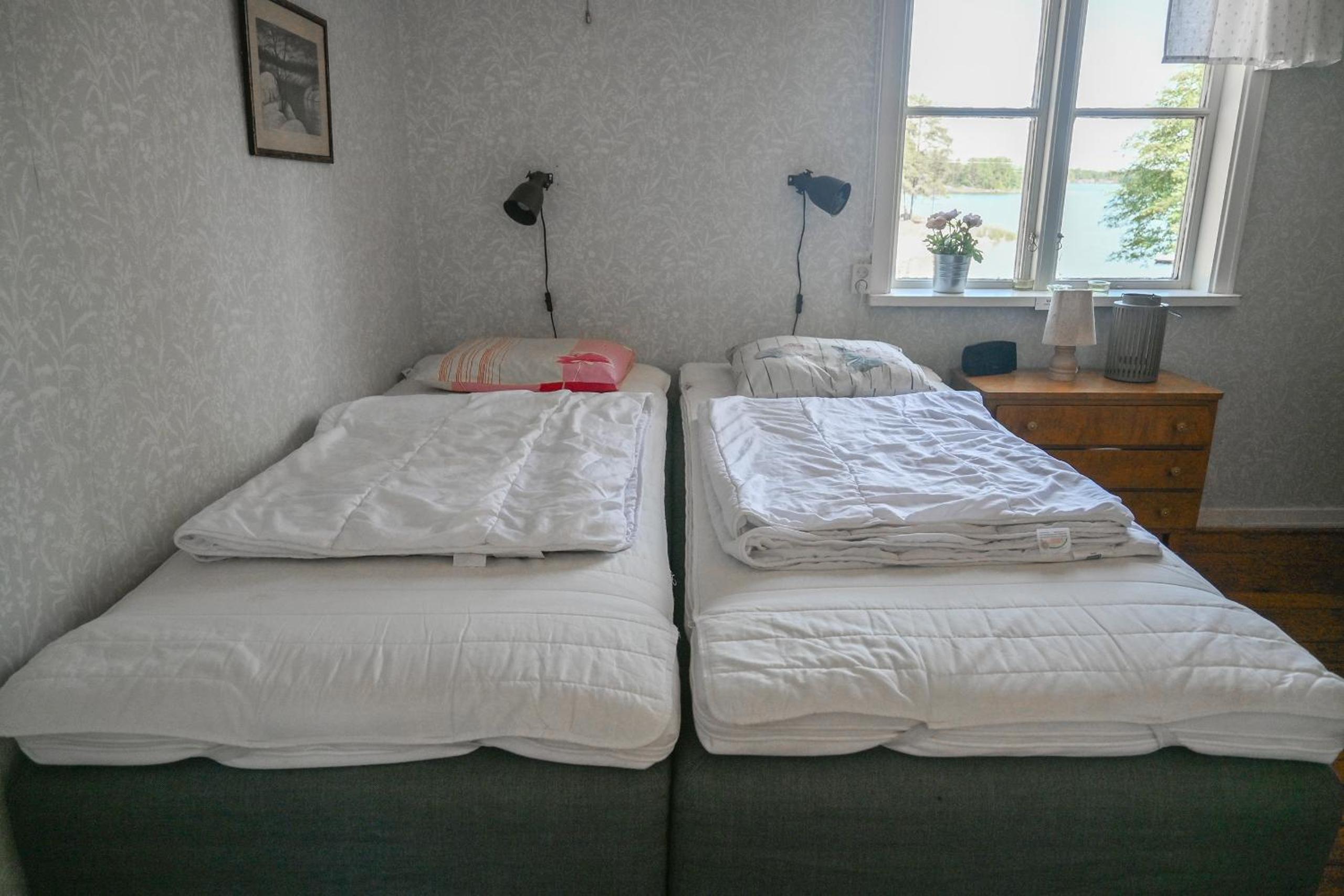 One-Bedroom House - Photo 1