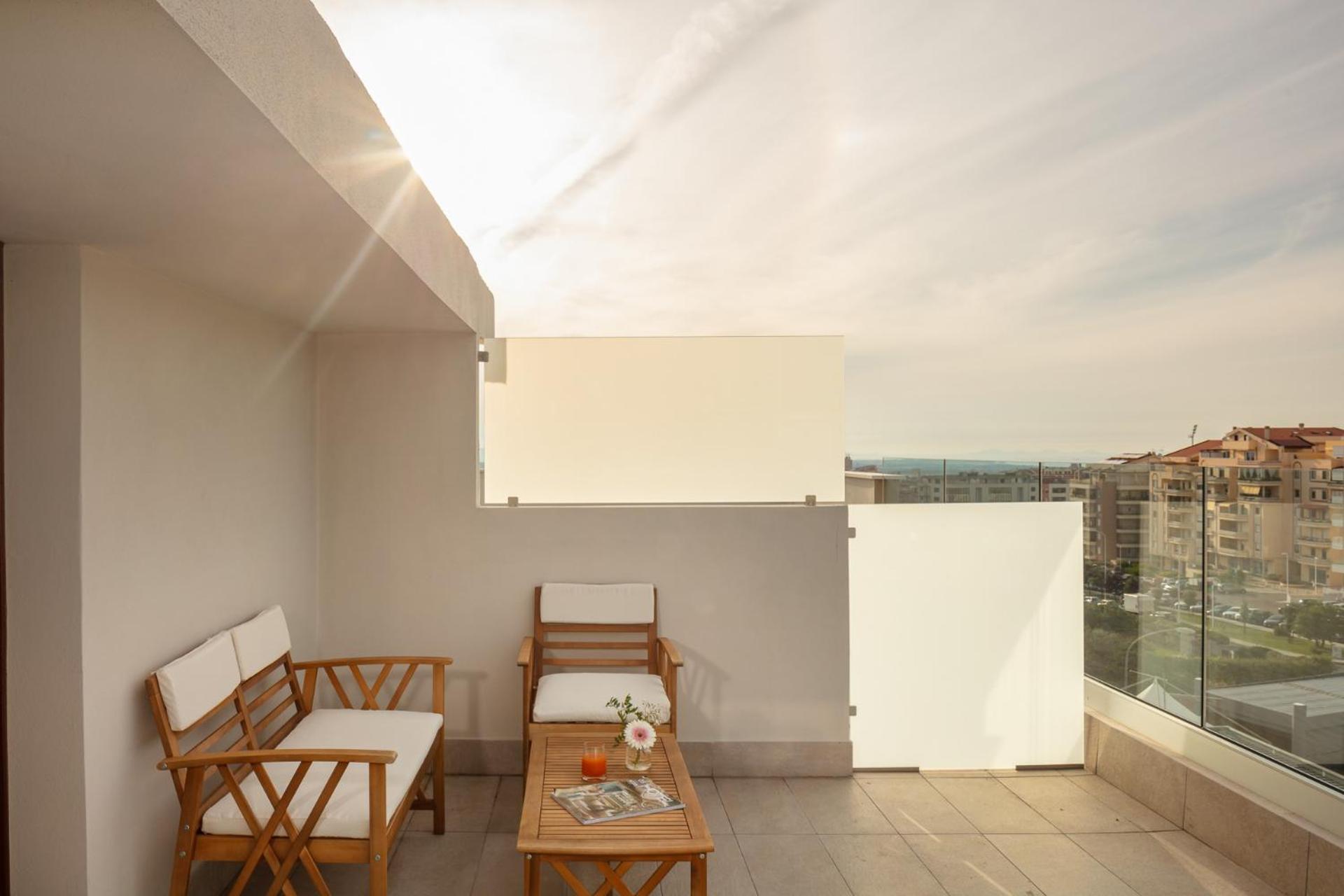 Double Room with Balcony photo 3