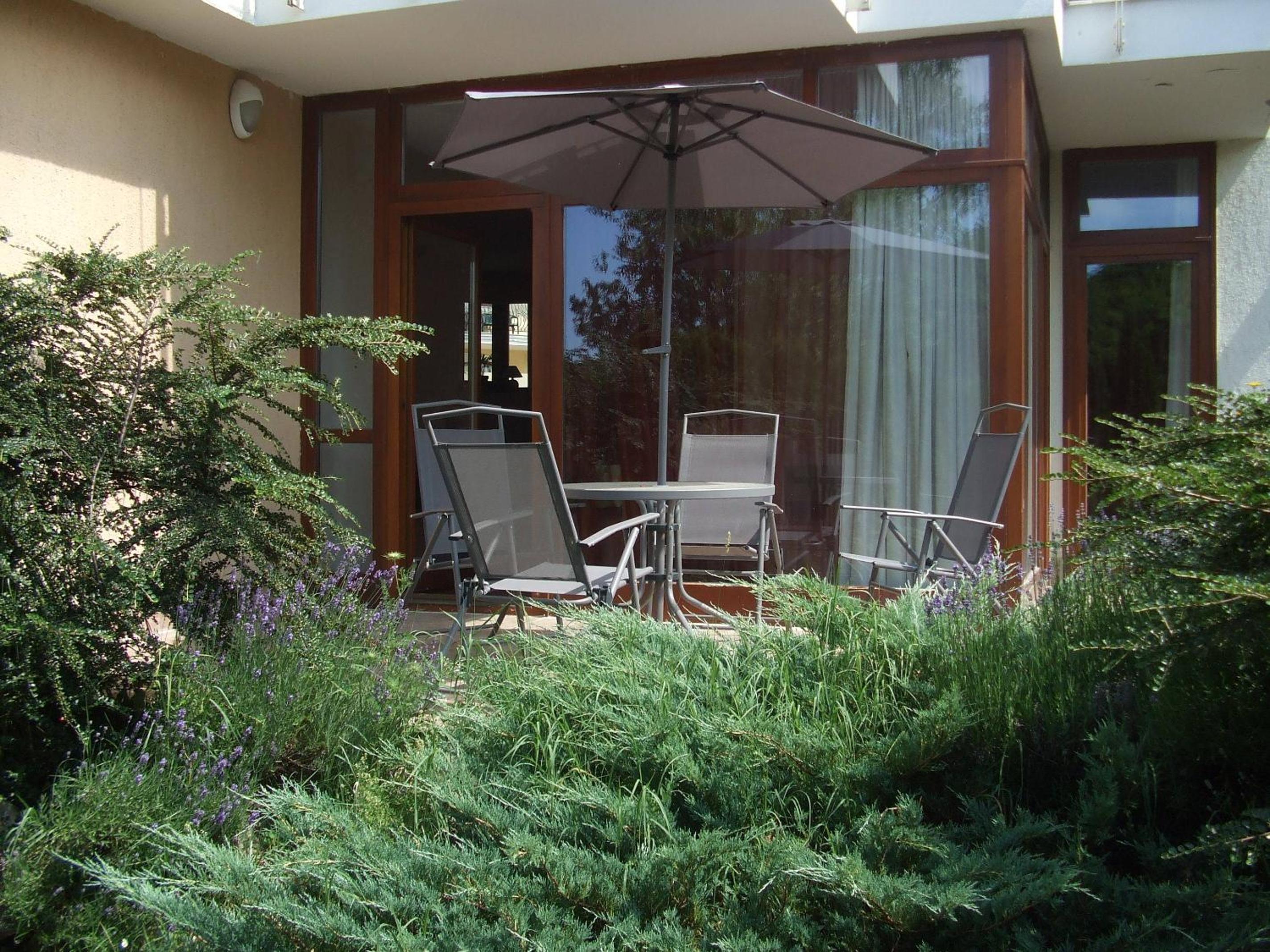 One-Bedroom Apartment (2 Adults) - Photo 9