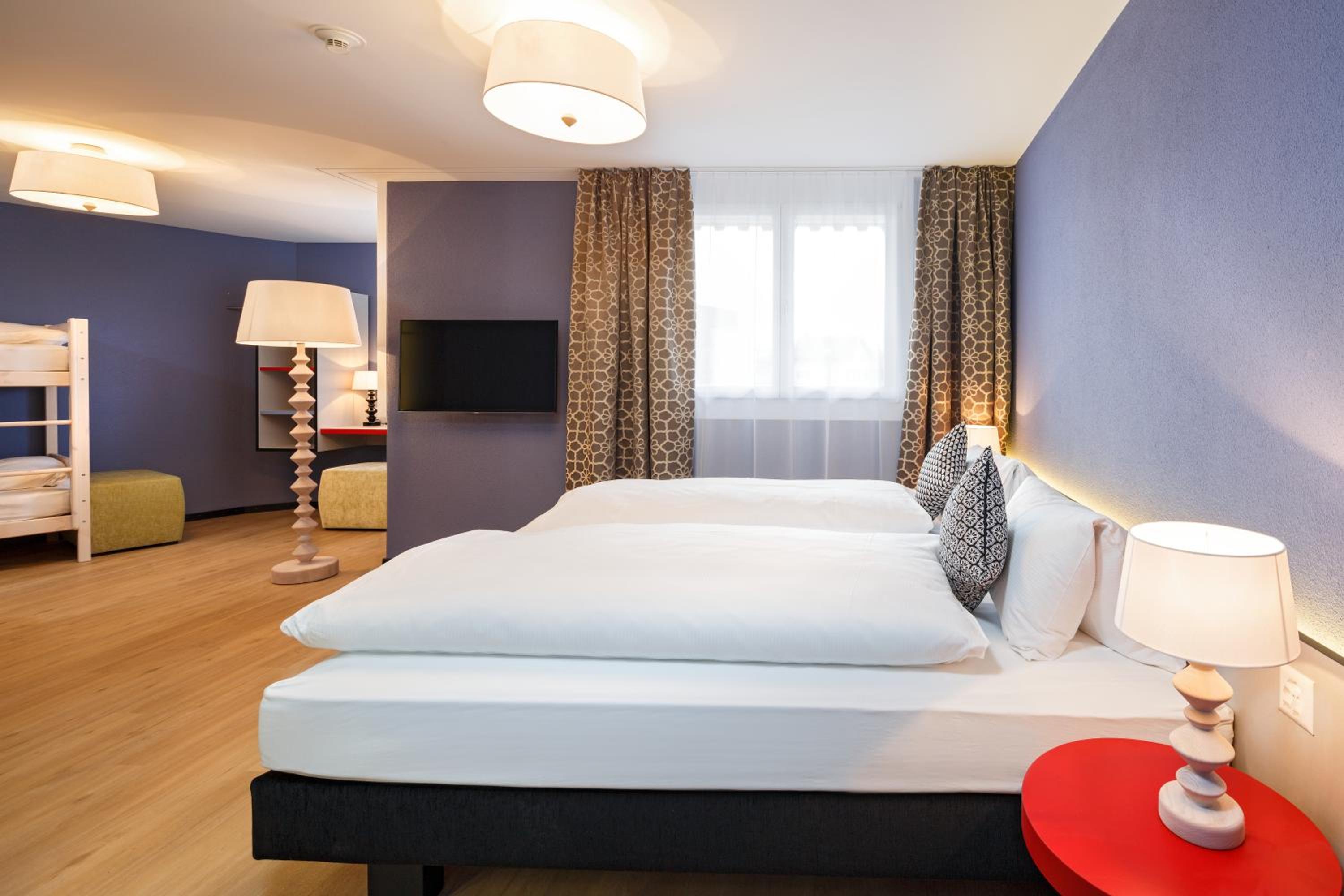 Modern Quadruple Room photo 3