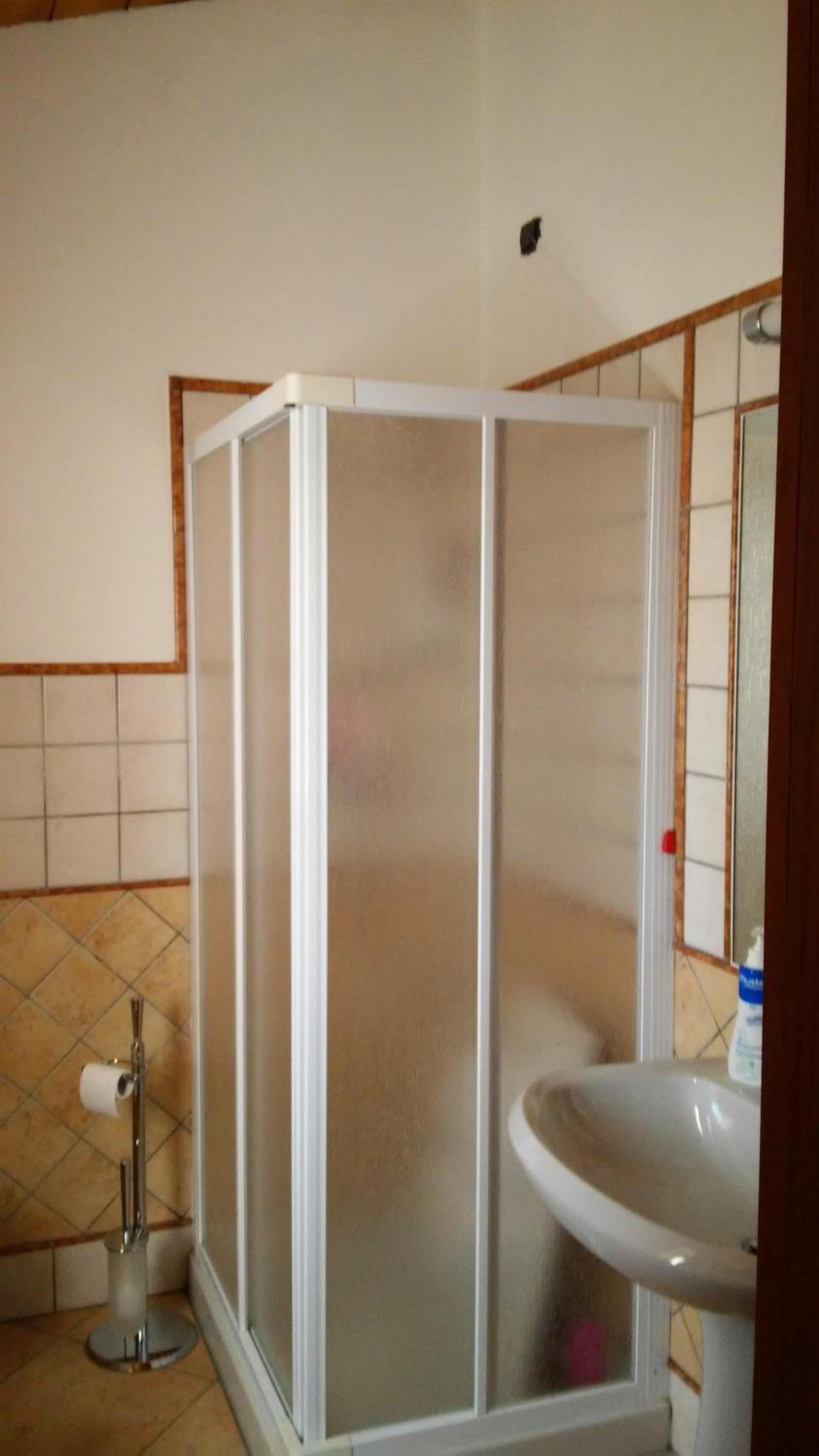 One-Bedroom Apartment  - Split Level photo 2