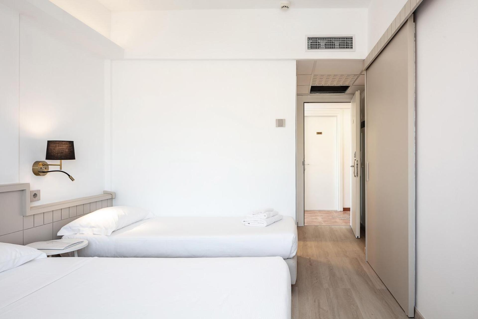 Triple Room - Photo 5