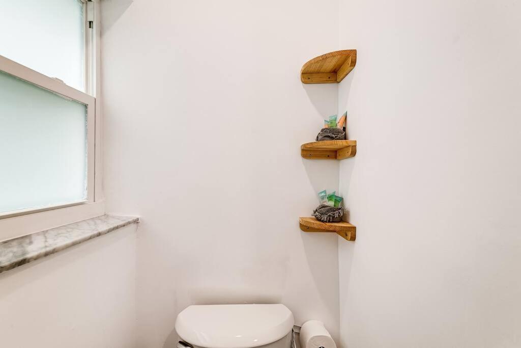 One-Bedroom Apartment photo 3