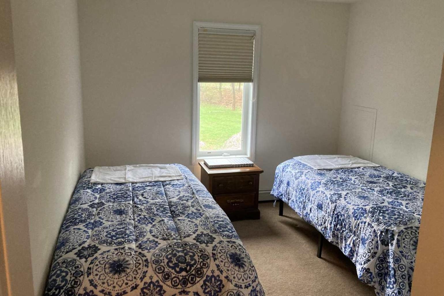 Three-Bedroom Apartment photo 2