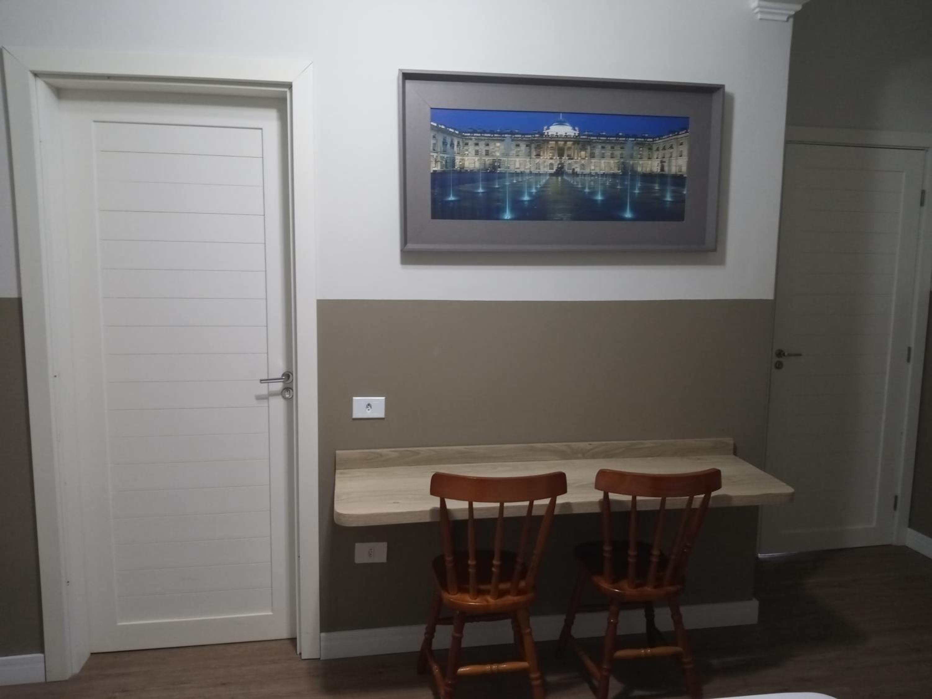 Family Room photo 3