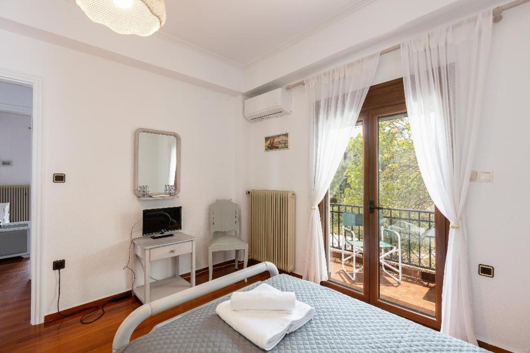 Three-Bedroom Villa photo 1