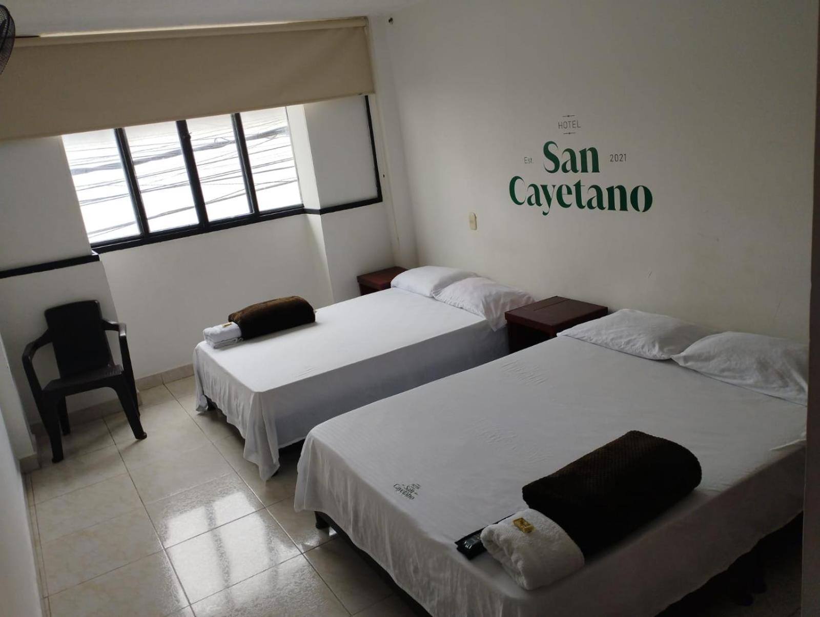 Double Room with Two Double Beds photo 2
