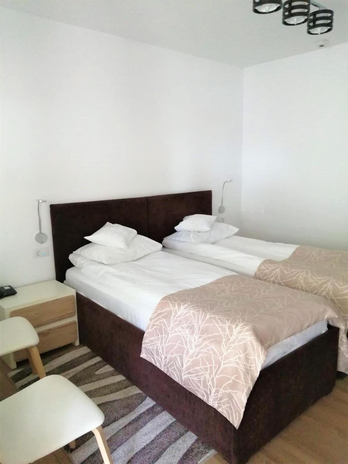 Twin Room - Disability Access photo 1