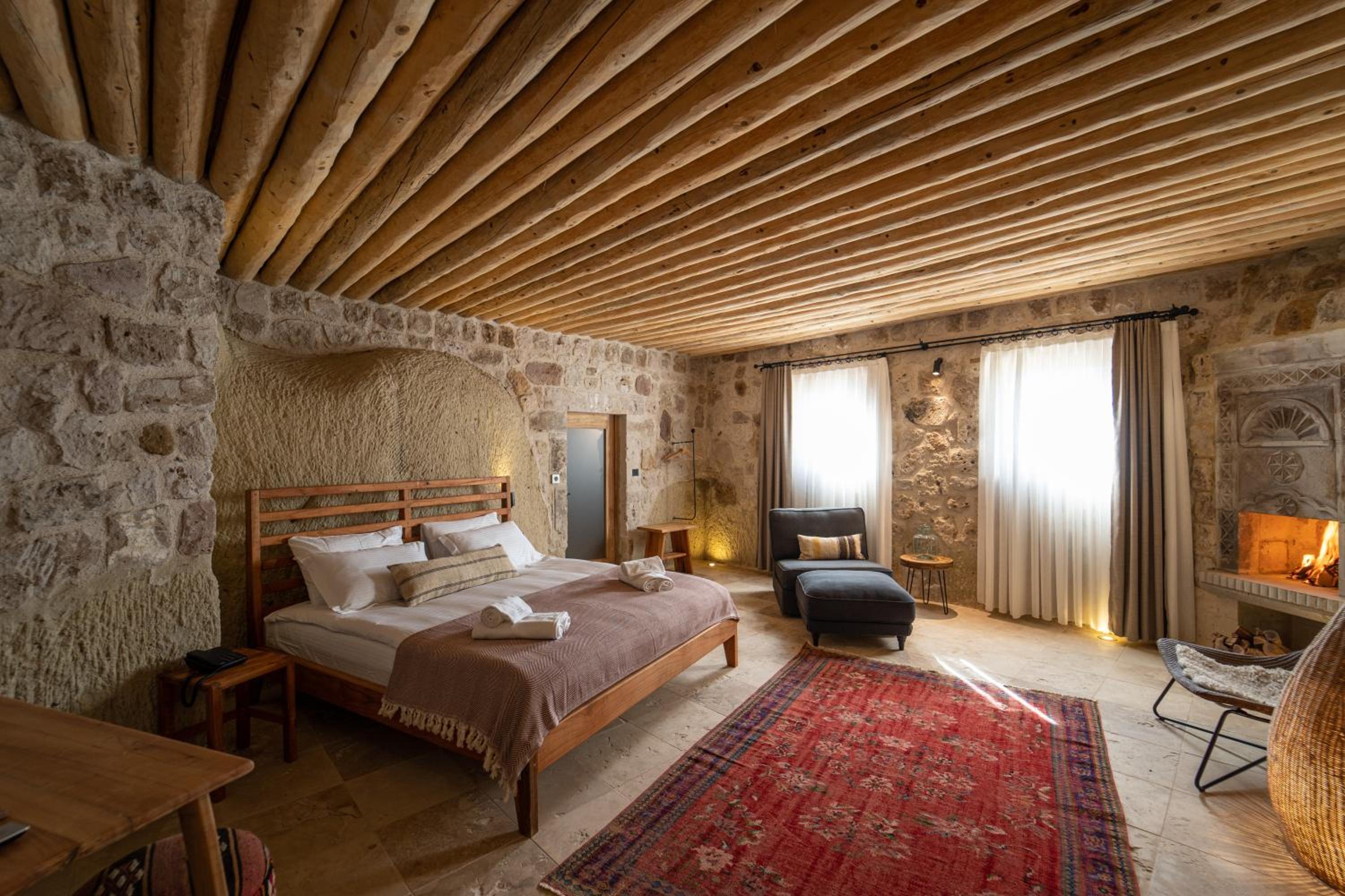 Queen Room with Spa Bath