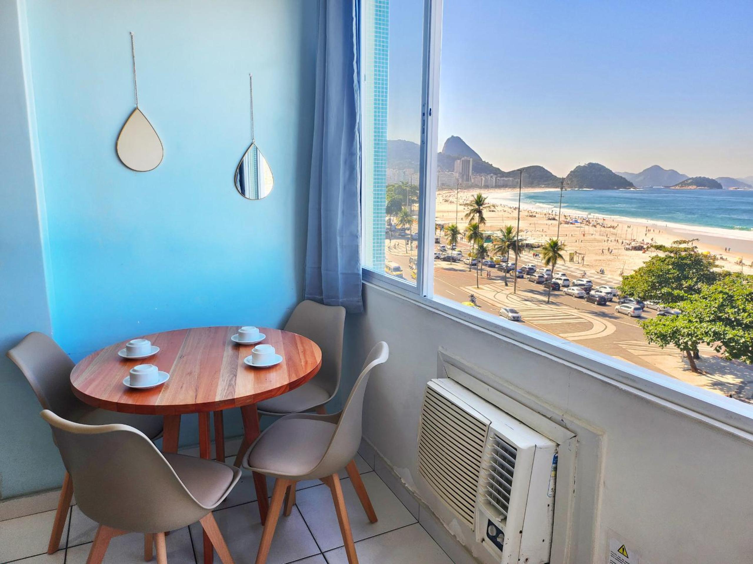 Apartment with Sea View - Photo 4