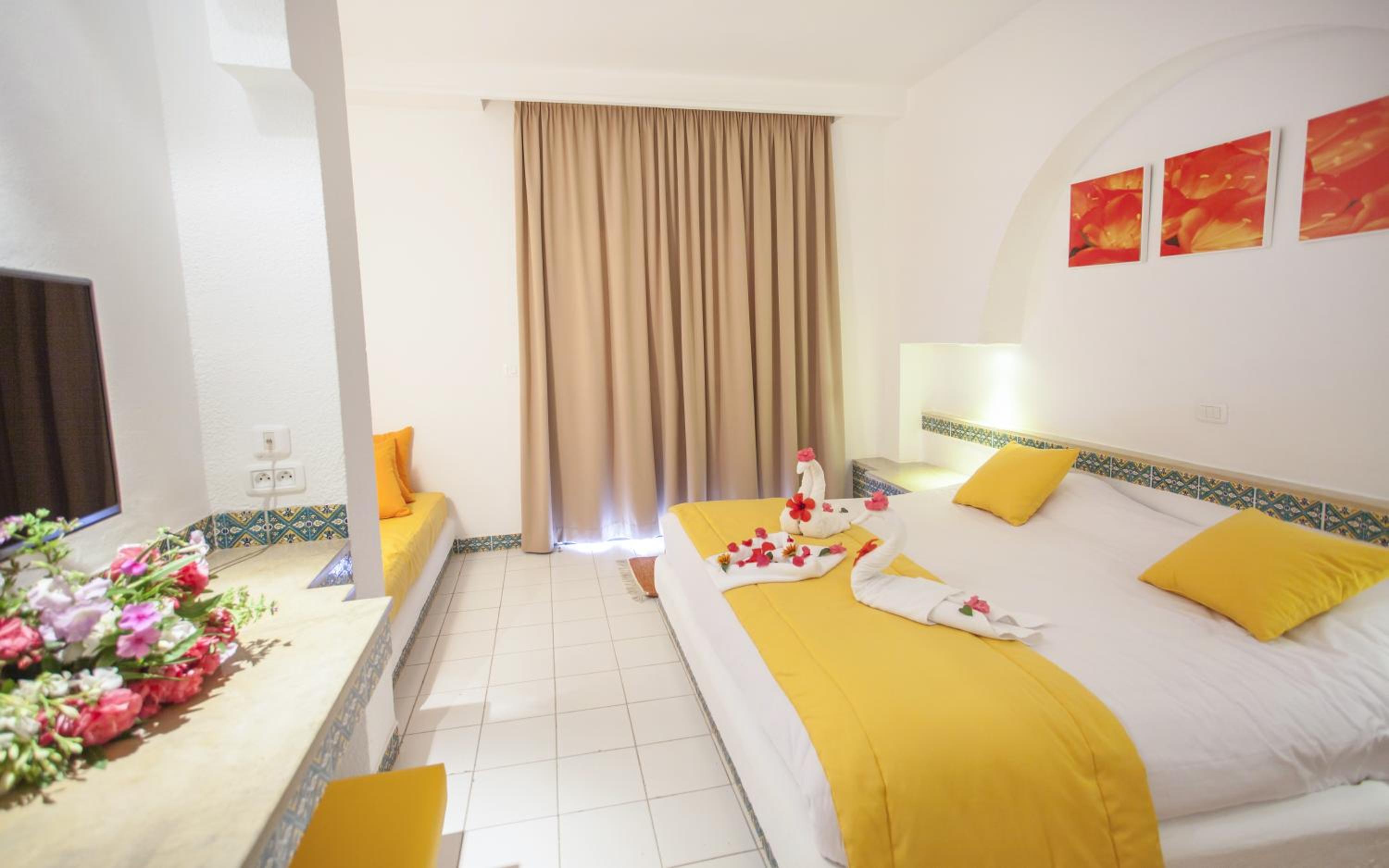 Double Room with Garden View photo 2