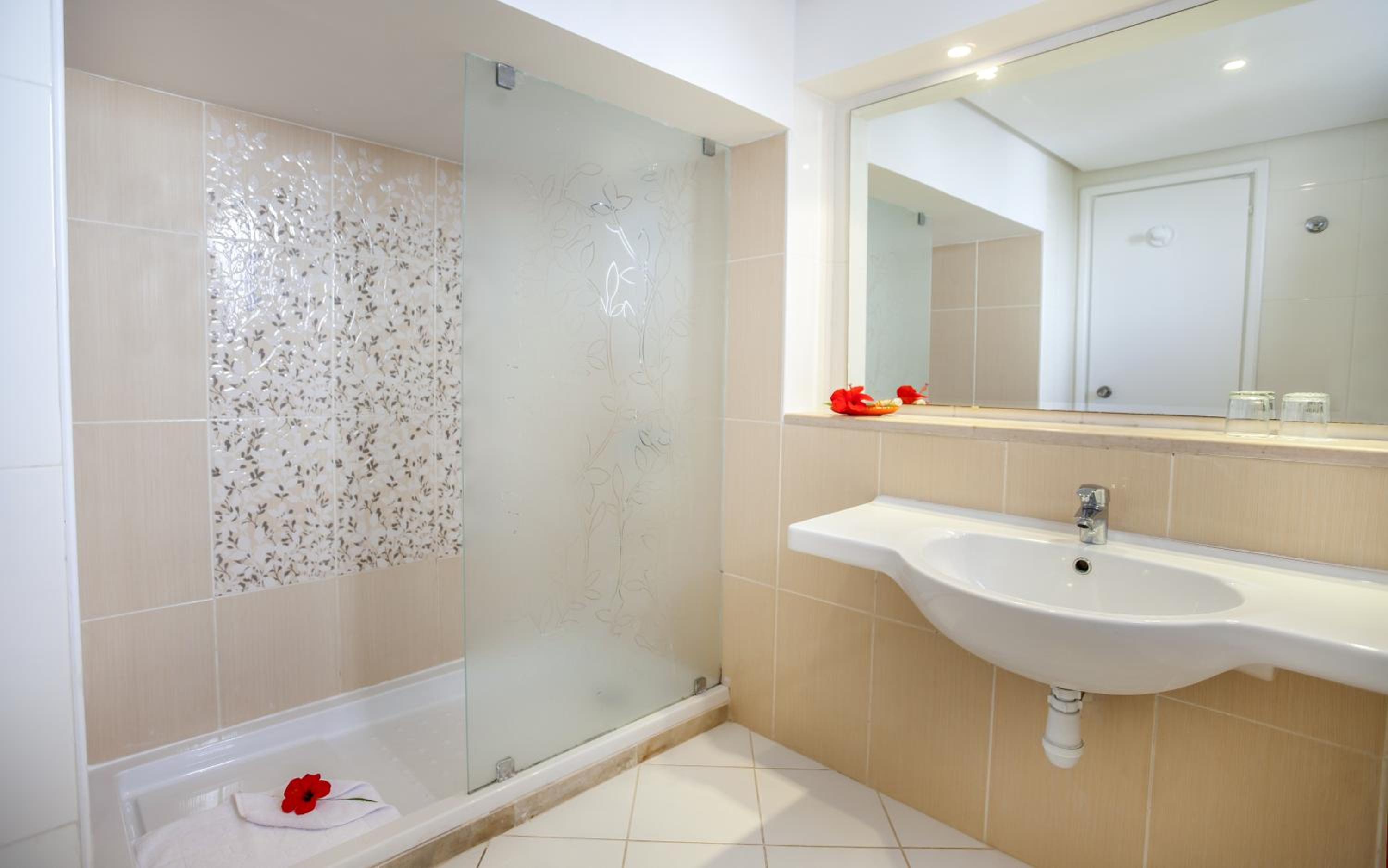 Double Room with Garden View photo 3