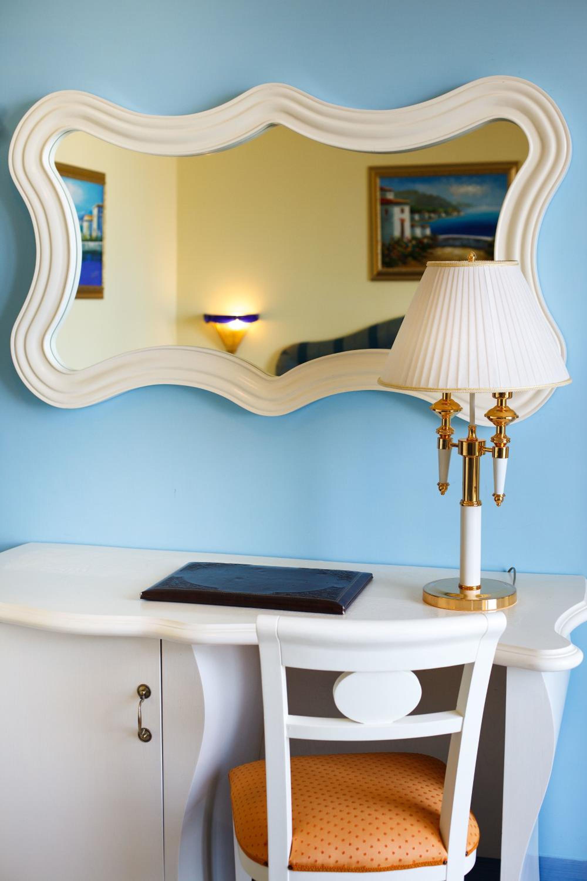 Quadruple Room - Photo 4