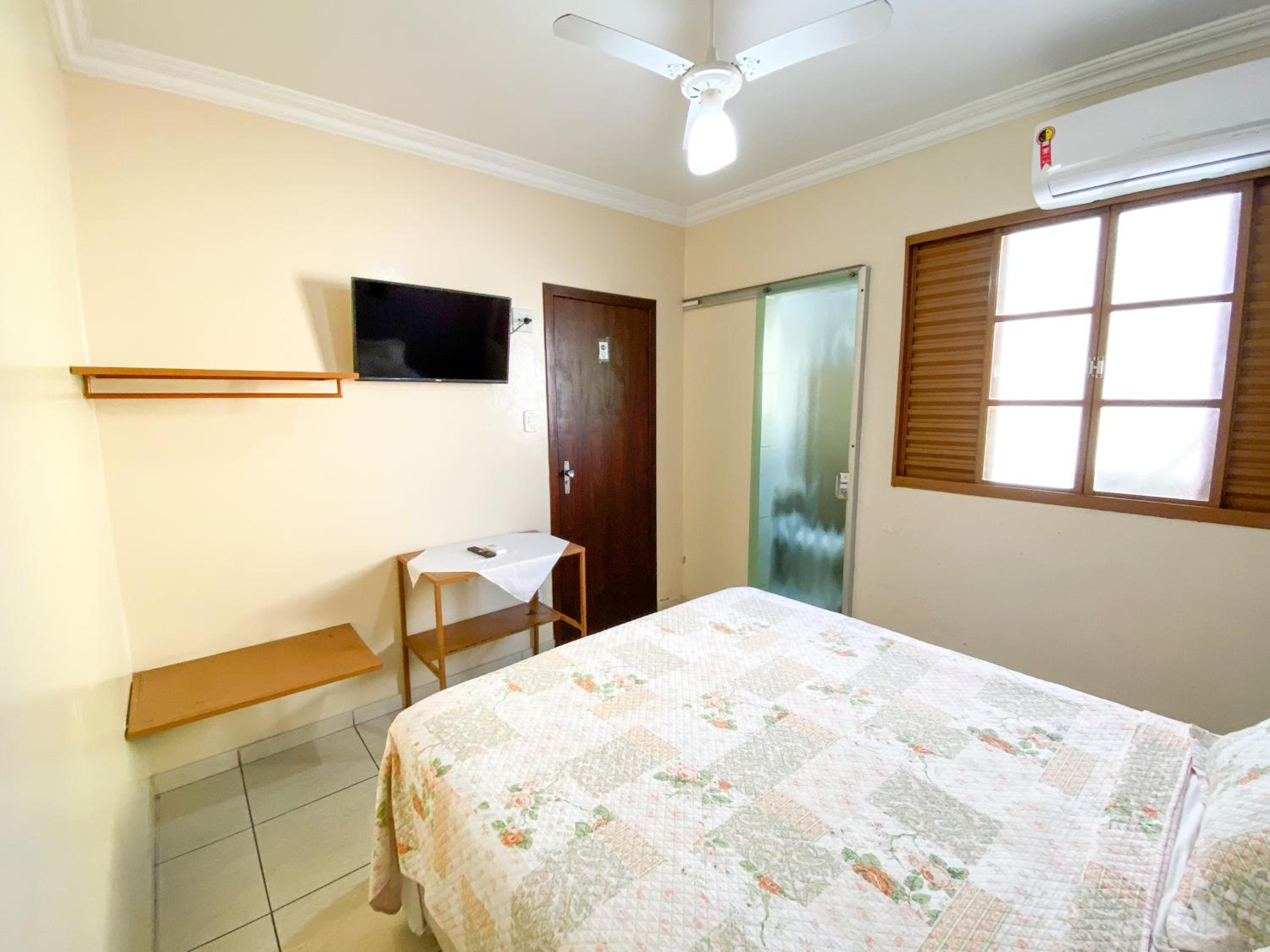 Double Room With Private Bathroom photo 2