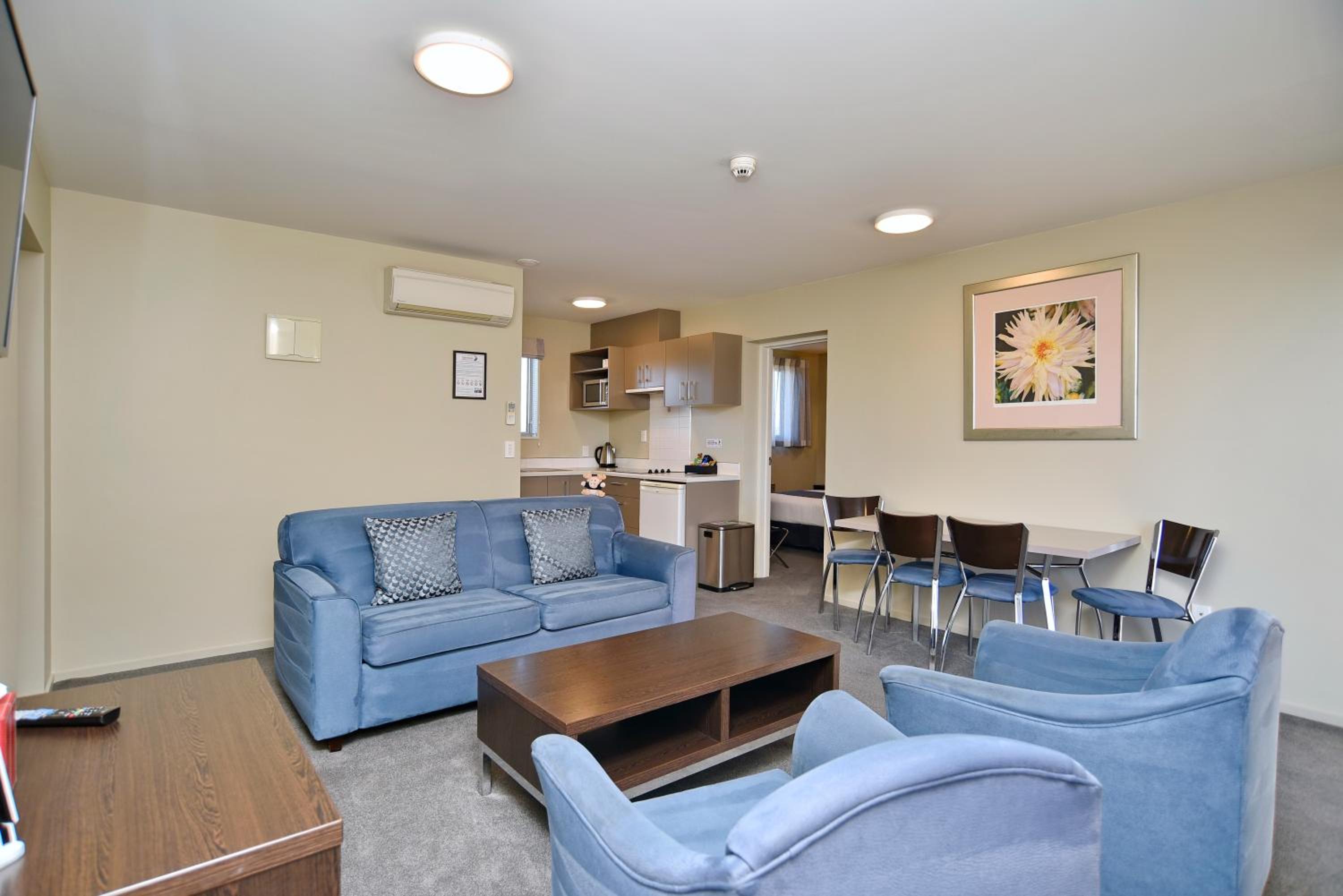 2 Bedroom Suite photo 1