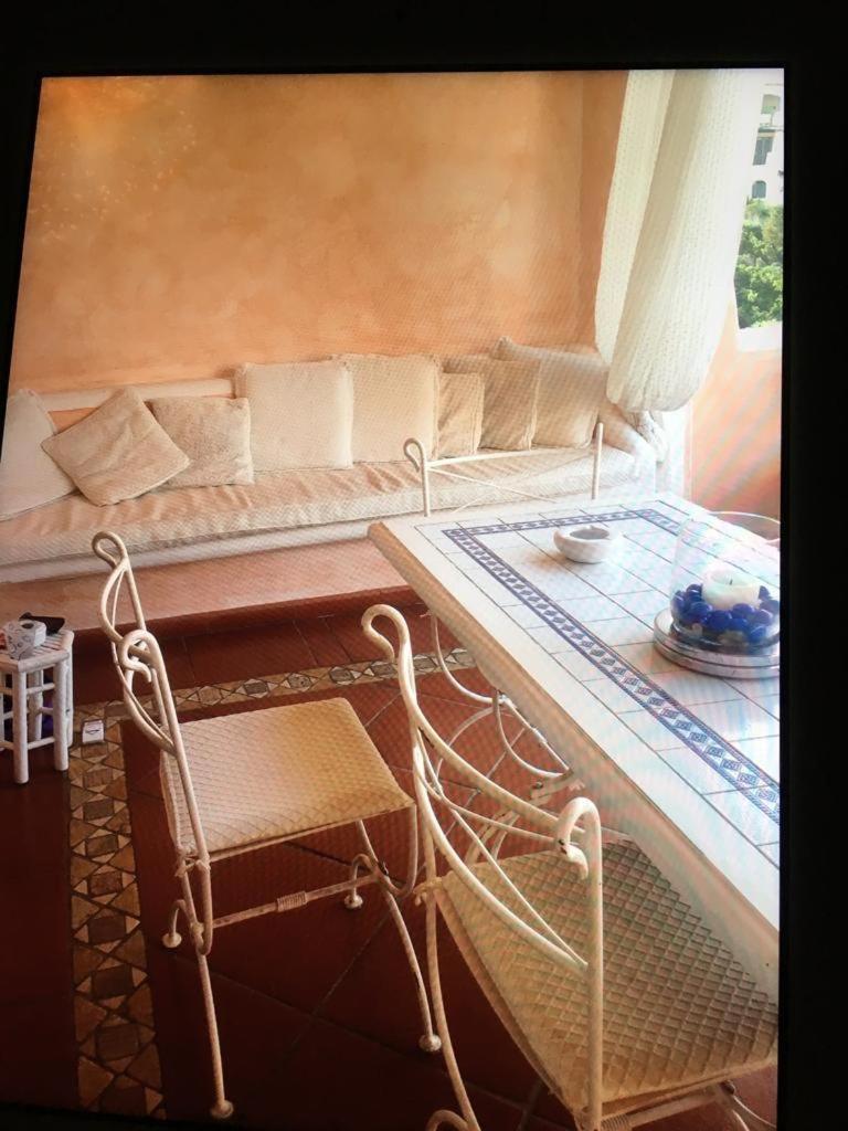 Three-Bedroom House photo 3