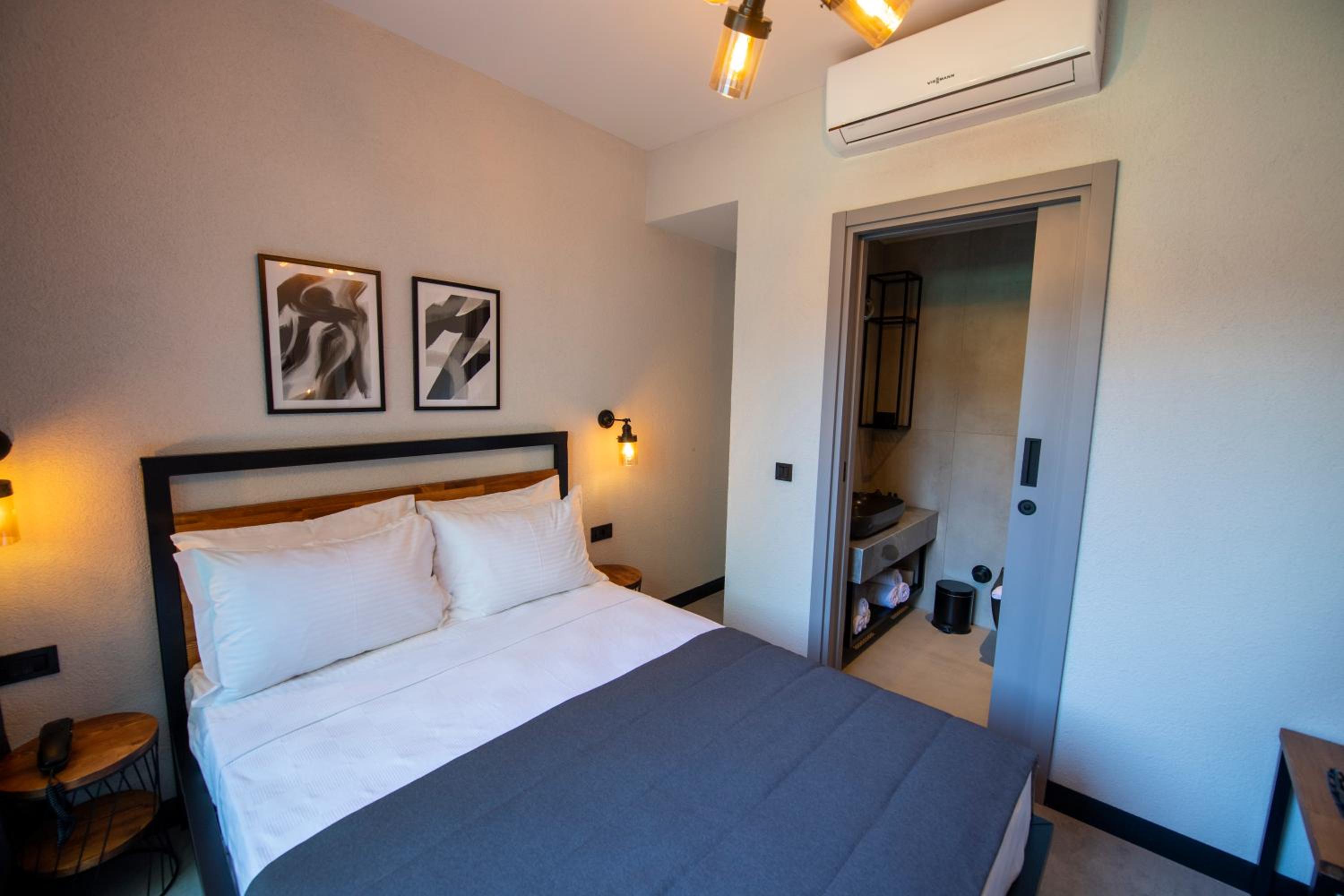 Deluxe Double or Twin Room with Garden View - Photo 6
