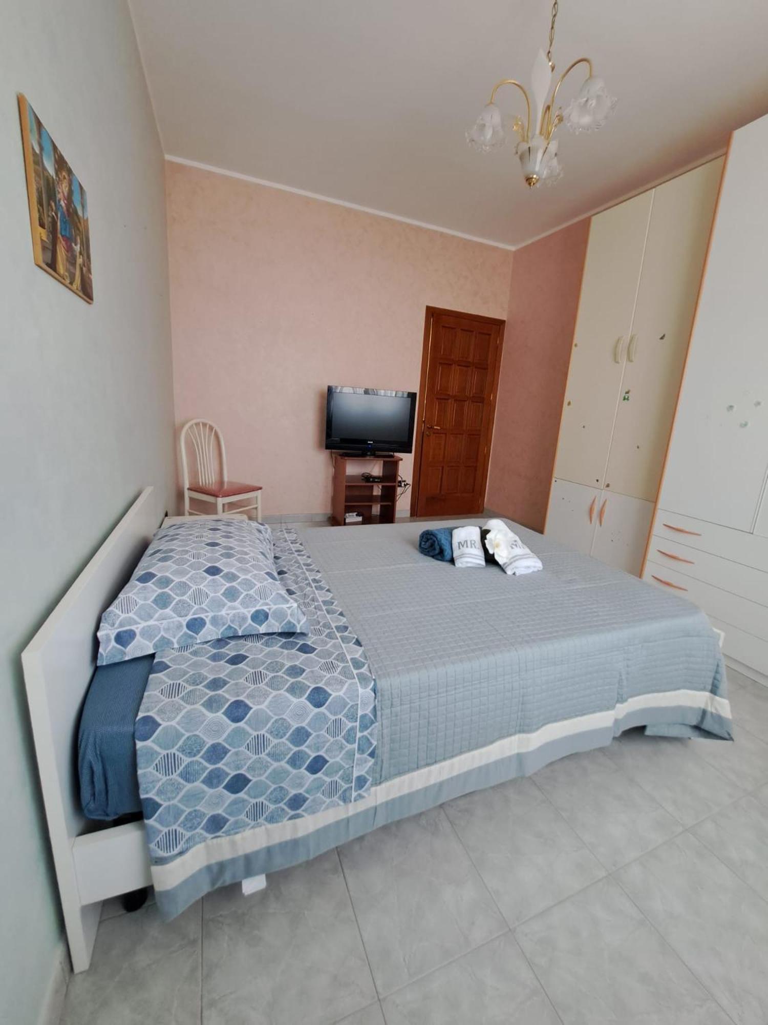 Large Single Room