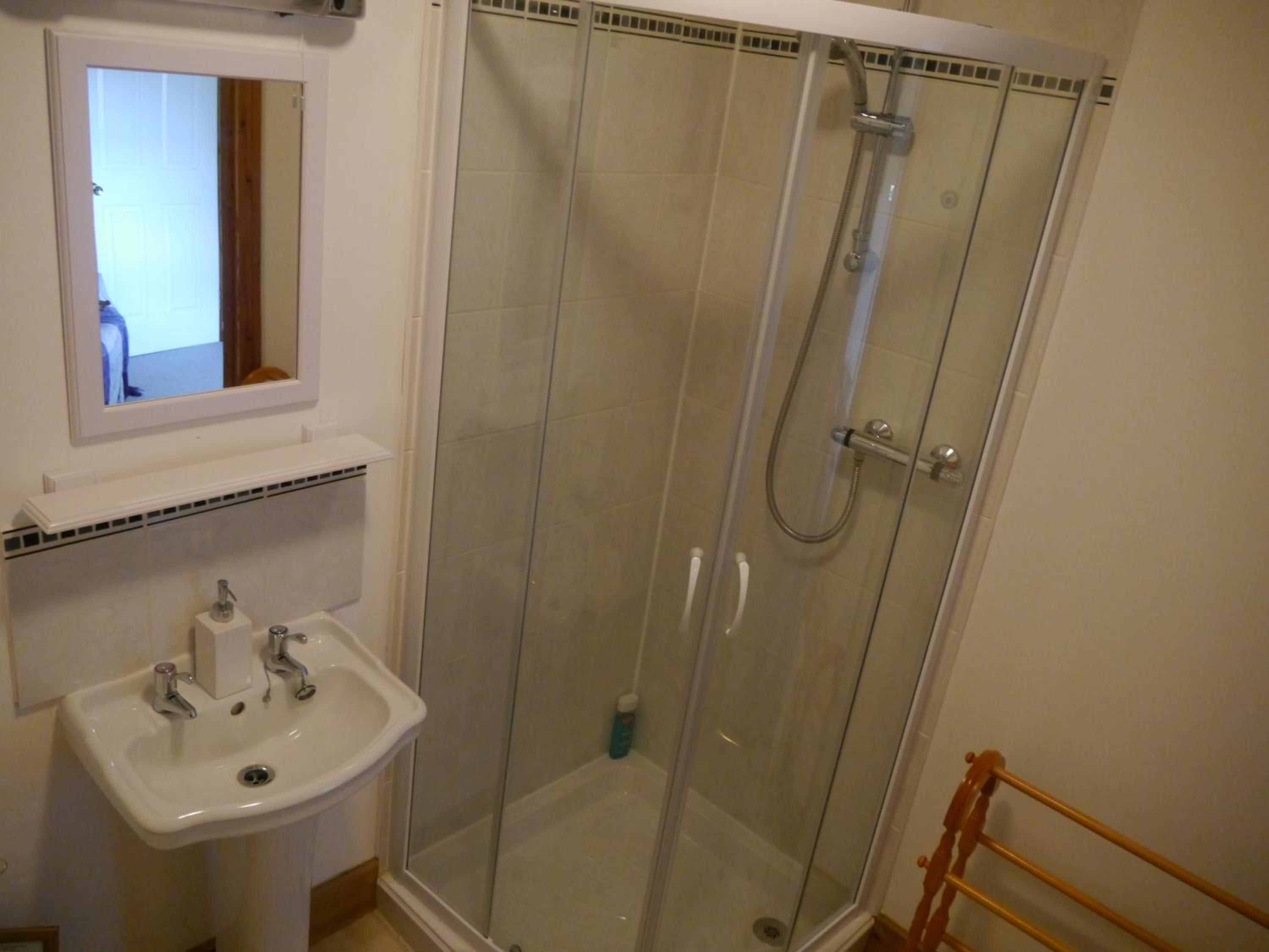 Double or Twin Room with Shower photo 2