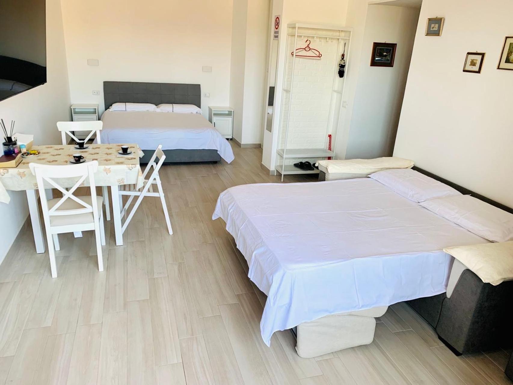 Studio With Sofa Bed
