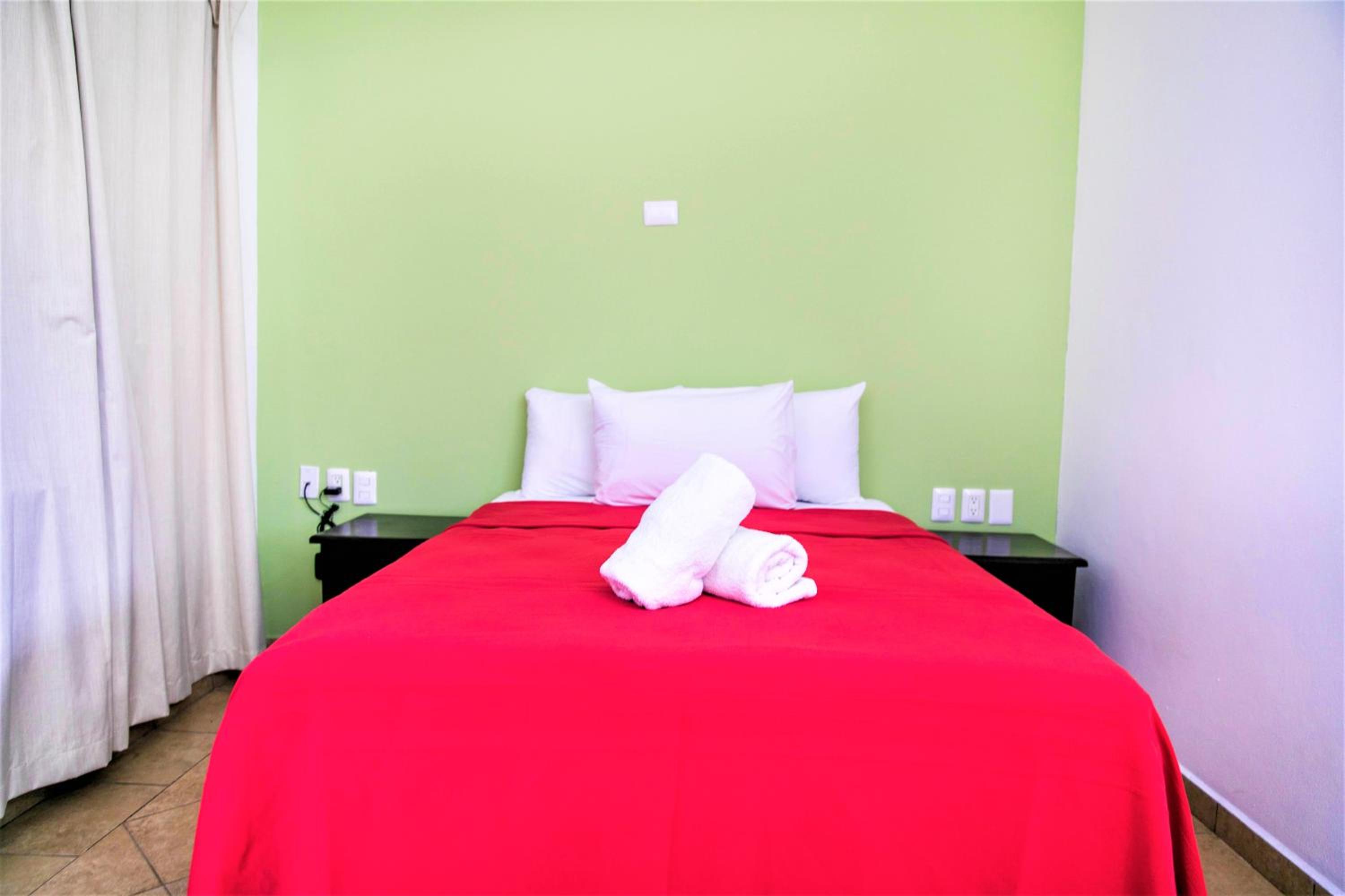 Double Room - Photo 13