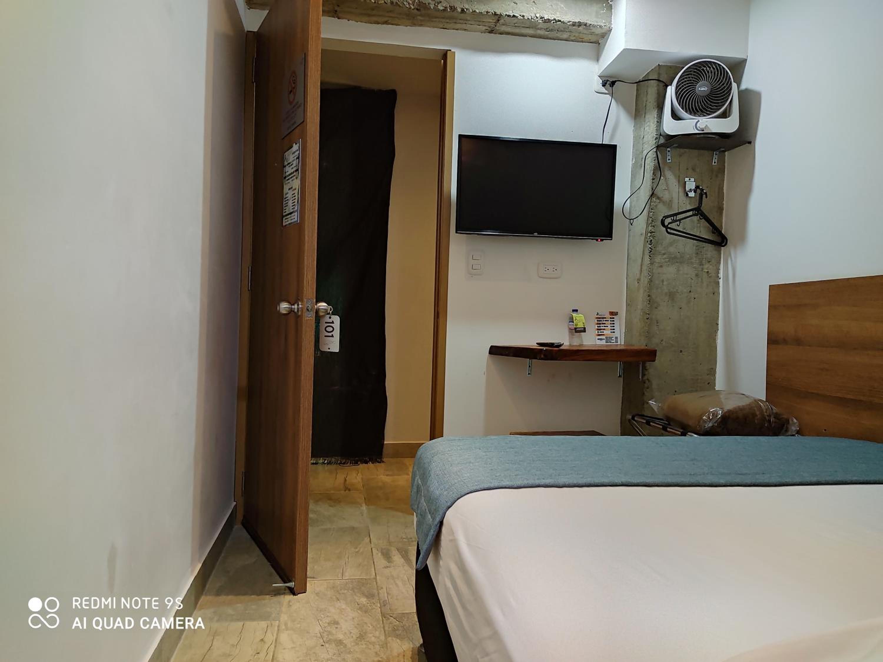 Economy Double Room photo 1