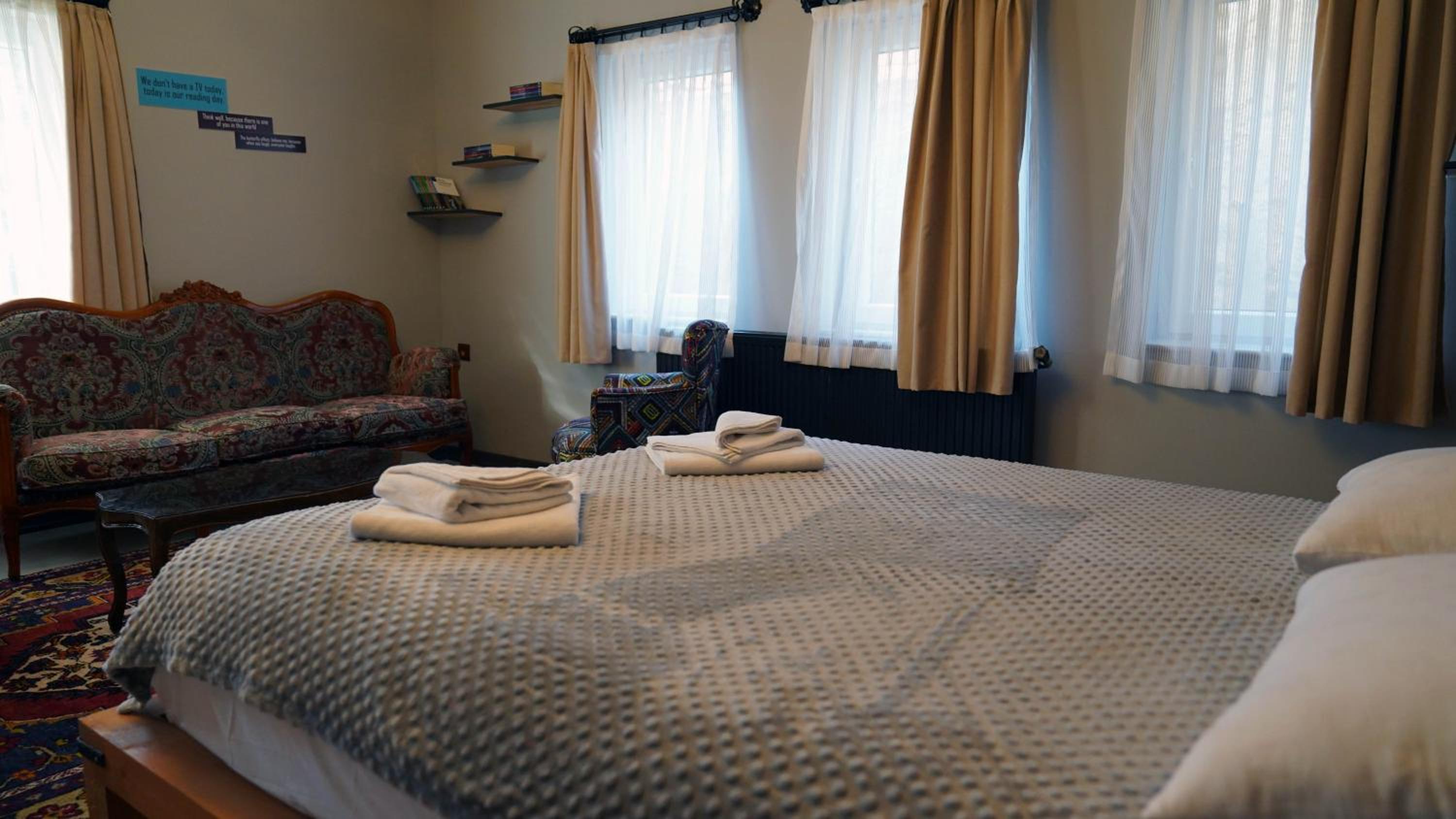 Triple Room with Bath photo 3