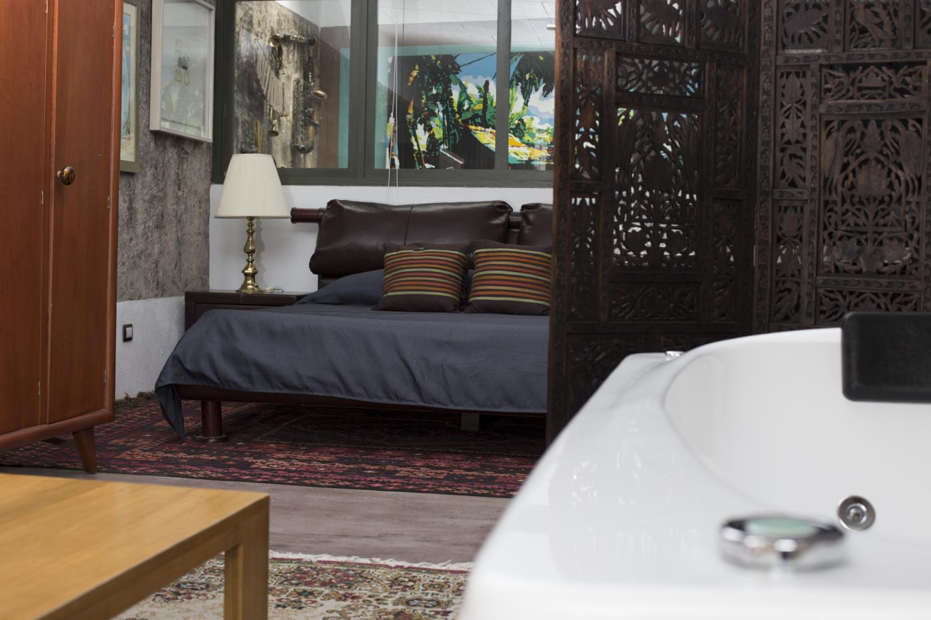 Superior Suite - Photo 4