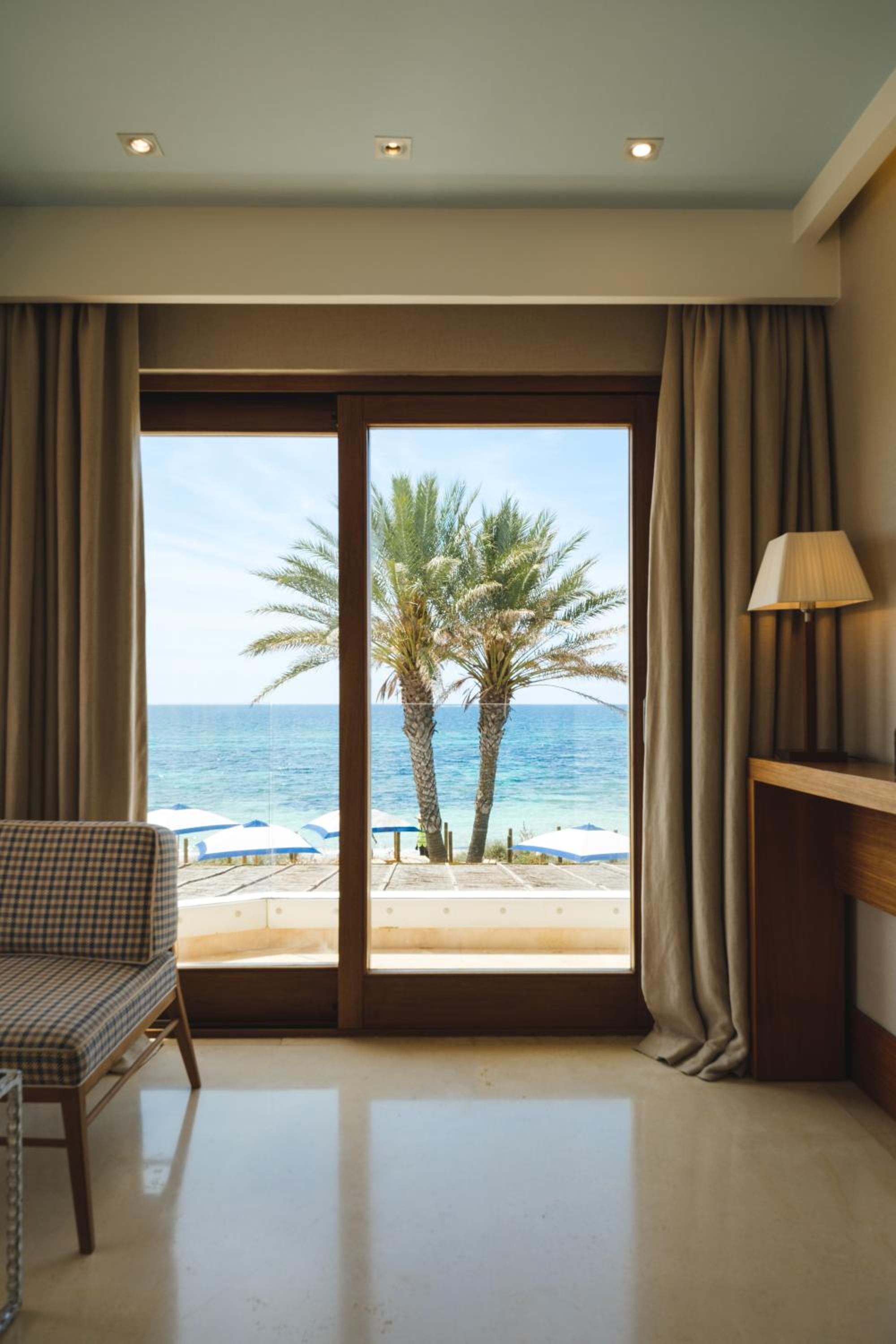 Loft with Sea View & Terrace photo 3