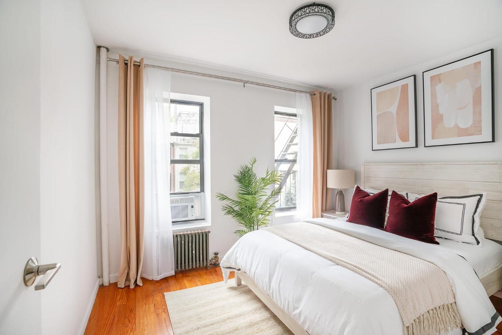 Apartment photo 2