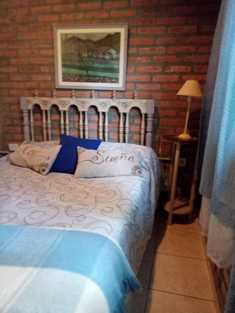 One-Bedroom House photo 1