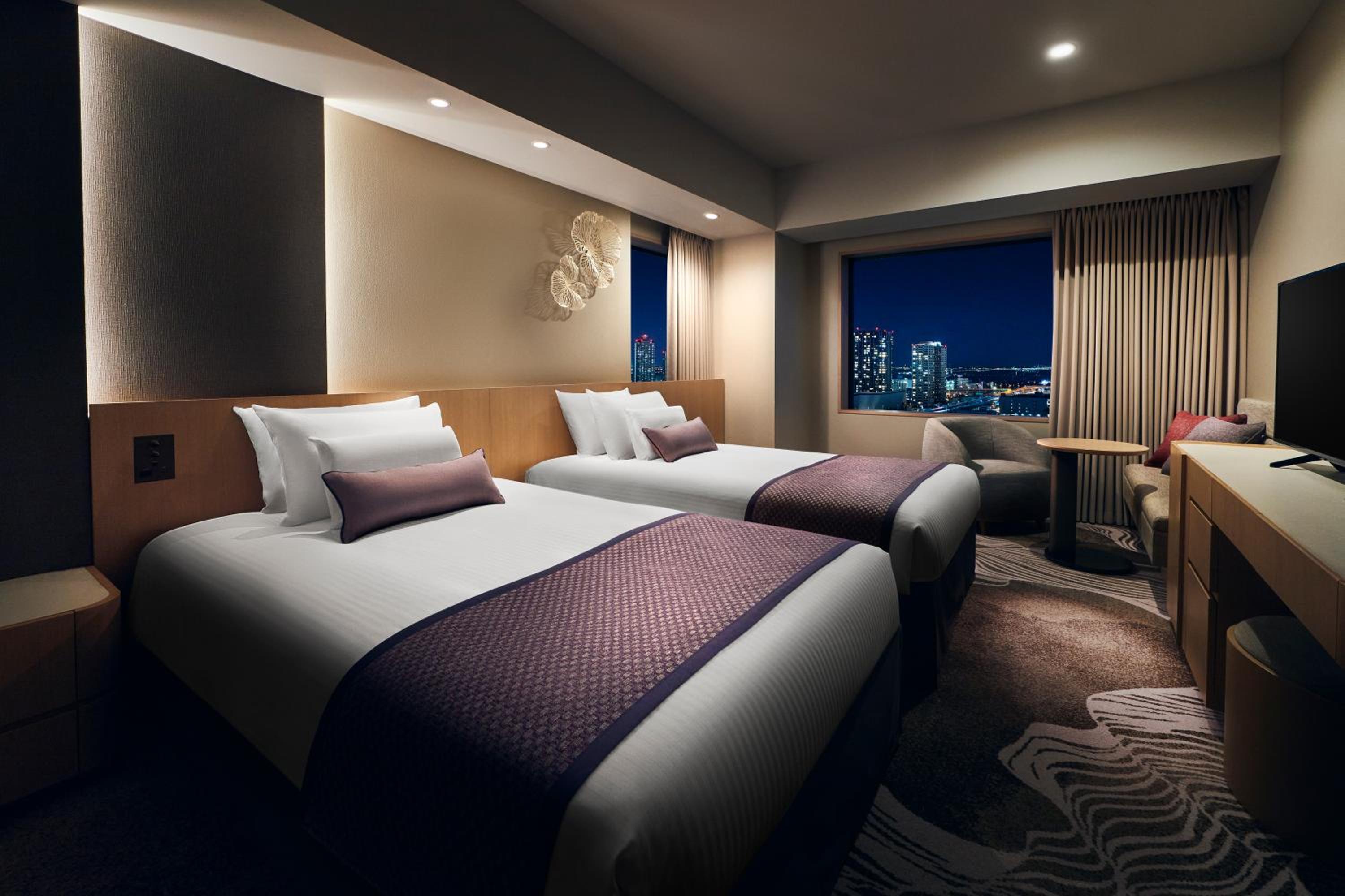 <16&17 Floor> Deluxe Twin Plus Room for 3 adults  (An Extra Bed Provided for Triple Use) - Non-Smoking photo 3