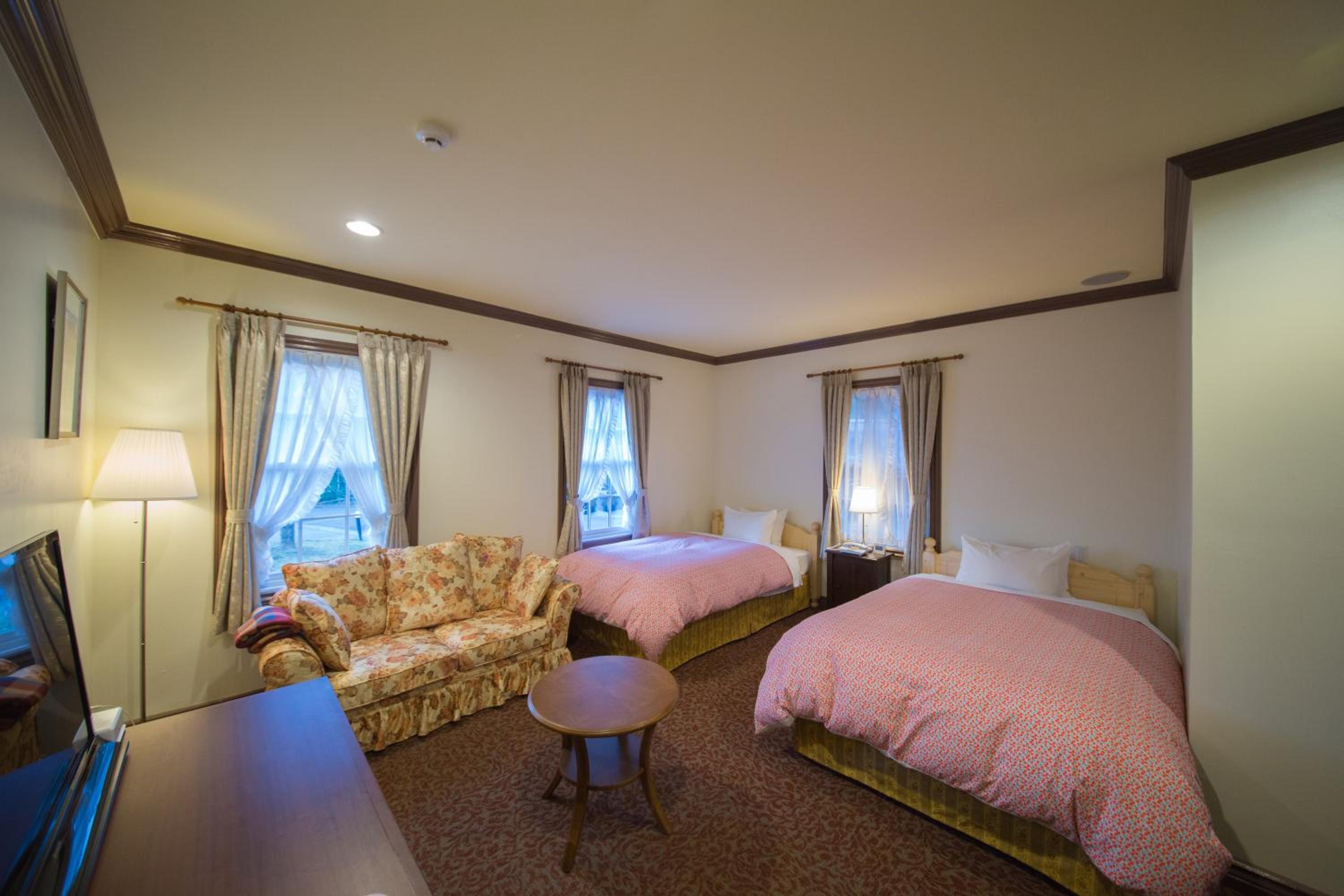 Twin Room - Ground Floor (Adult Only) - Photo 1
