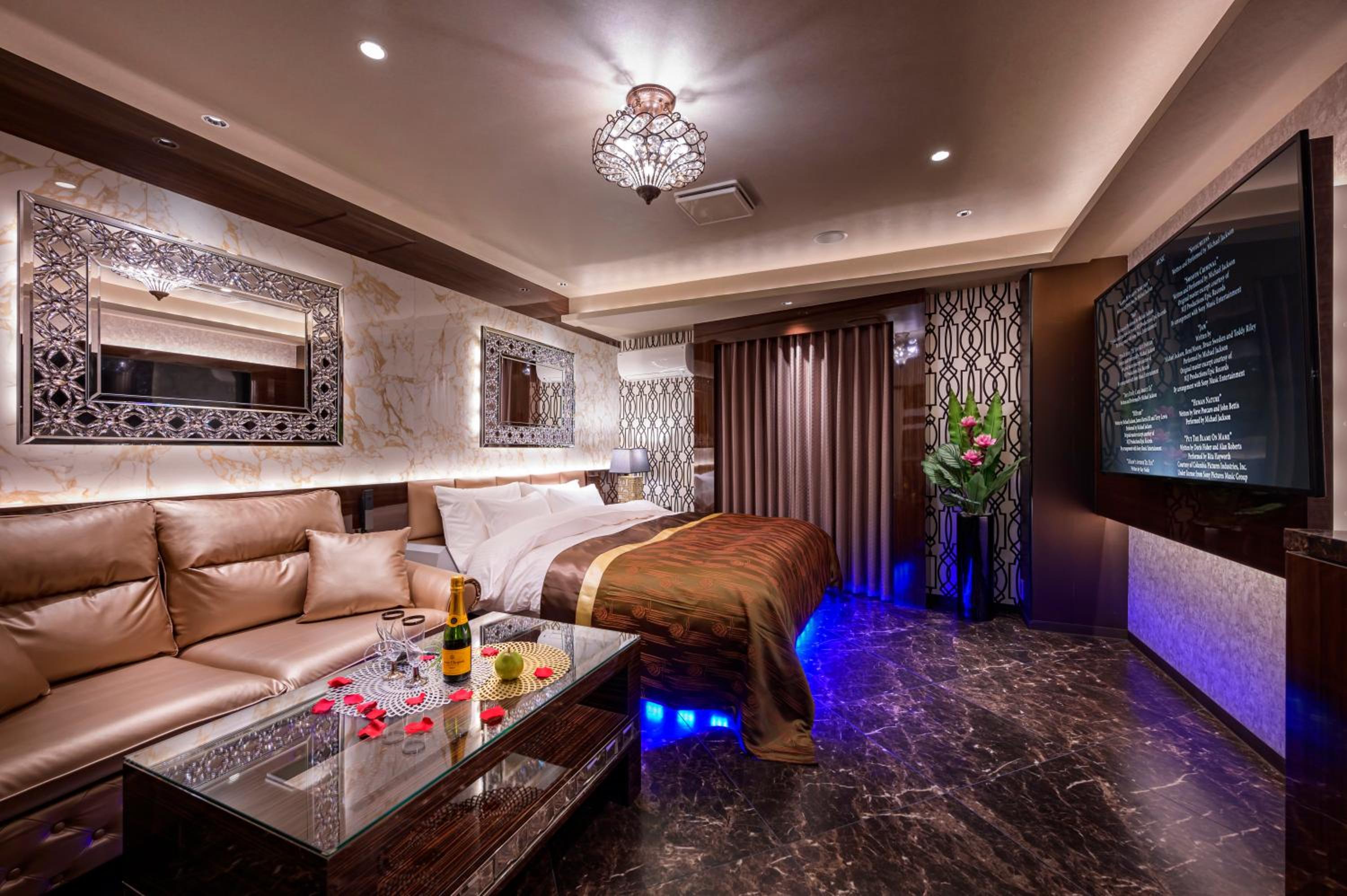 Suite photo 1